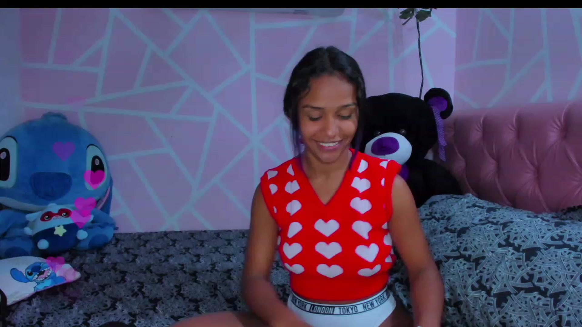 Gallery image thumbnail from Violet_Fit's myfreecams stream on, 04/26/2023, 14:47 image 4 of 20