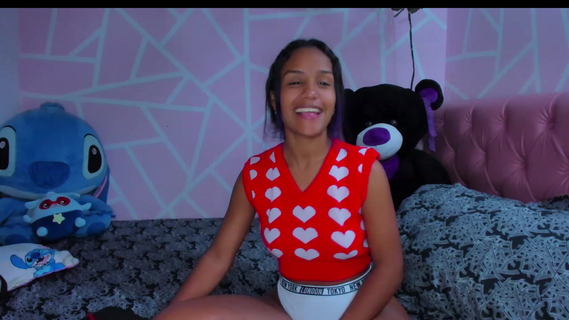 Gallery image thumbnail from Violet_Fit's myfreecams stream on, 04/26/2023, 14:47 image 2 of 20