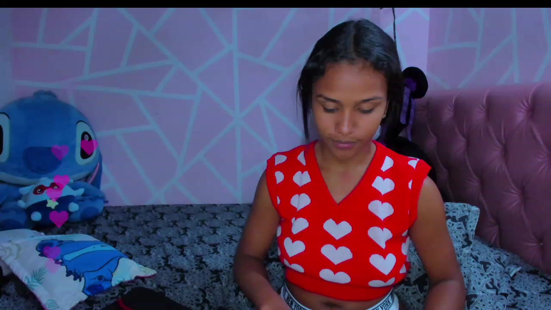 Gallery image thumbnail from Violet_Fit's myfreecams stream on, 04/26/2023, 15:26 image 8 of 20