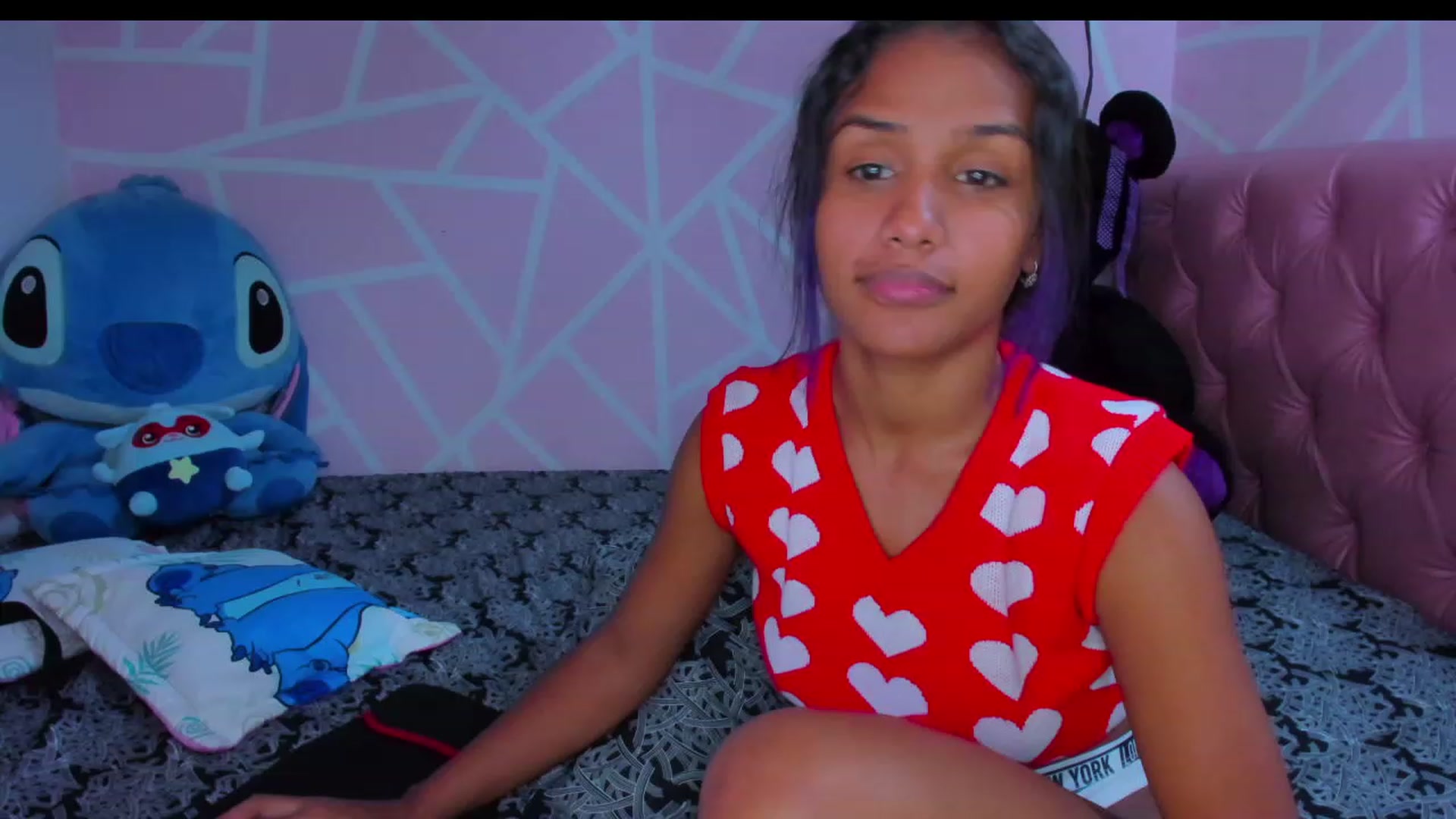 Gallery image thumbnail from Violet_Fit's myfreecams stream on, 04/26/2023, 15:26 image 16 of 20