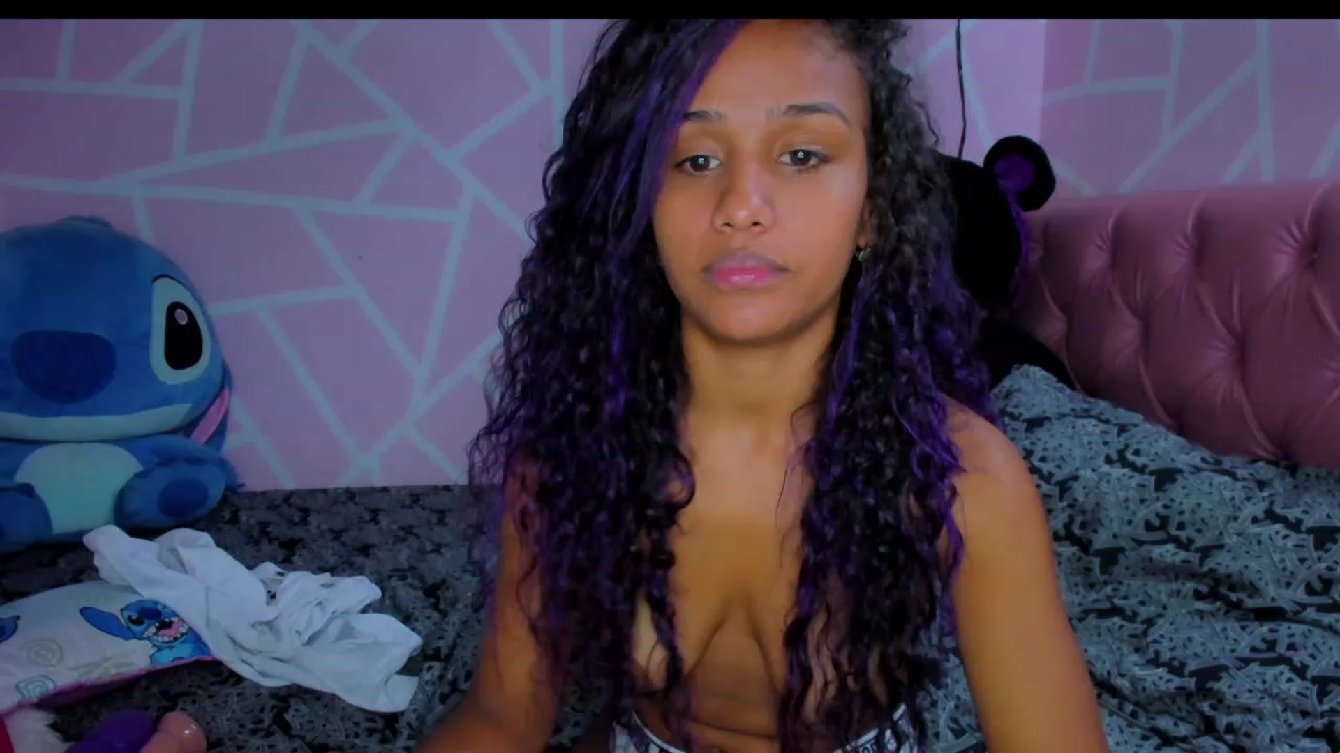 Gallery image thumbnail from Violet_Fit's myfreecams stream on, 04/27/2023, 13:45 image 14 of 20