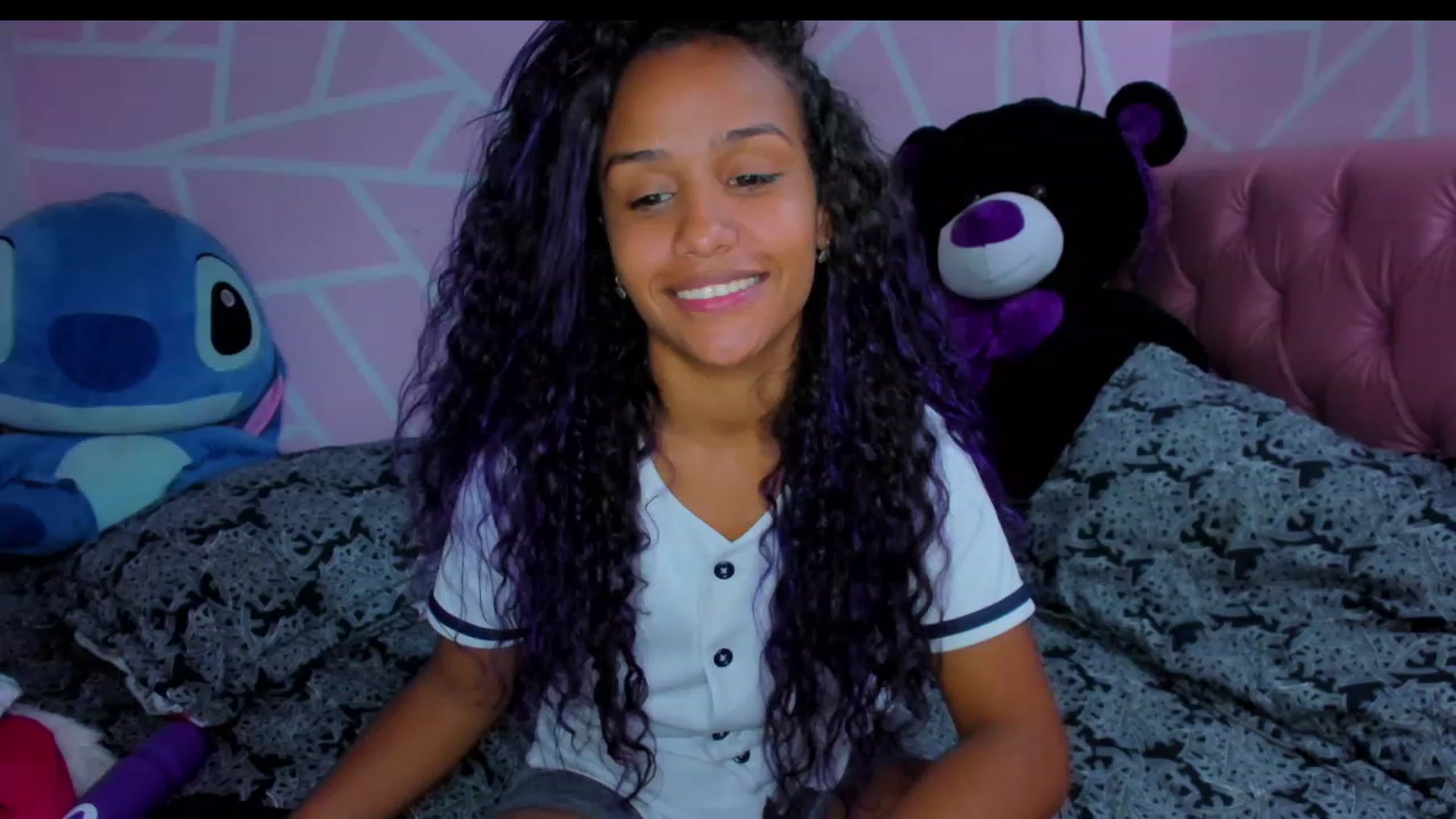 Gallery image thumbnail from Violet_Fit's myfreecams stream on, 04/27/2023, 13:45 image 19 of 20