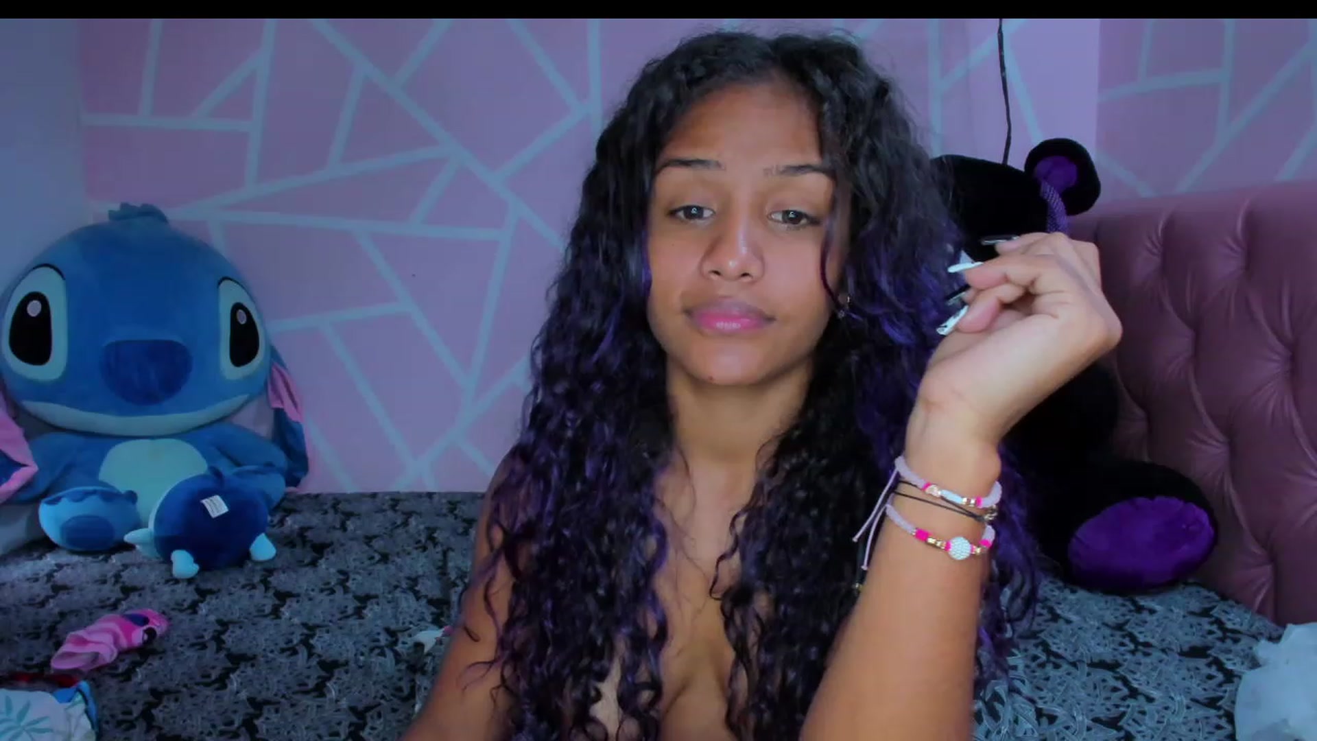 Gallery image thumbnail from Violet_Fit's myfreecams stream on, 04/29/2023, 14:03 image 15 of 20