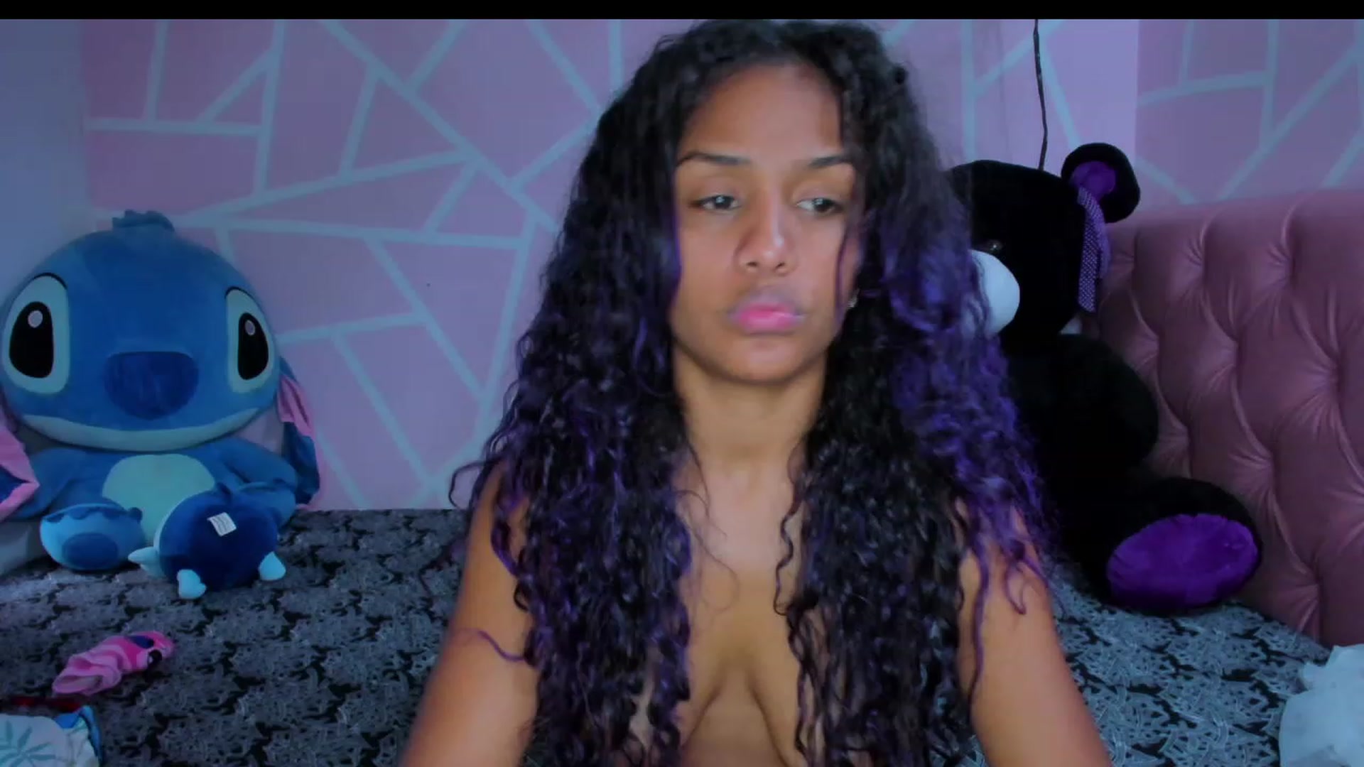 Gallery image thumbnail from Violet_Fit's myfreecams stream on, 04/29/2023, 14:03 image 14 of 20