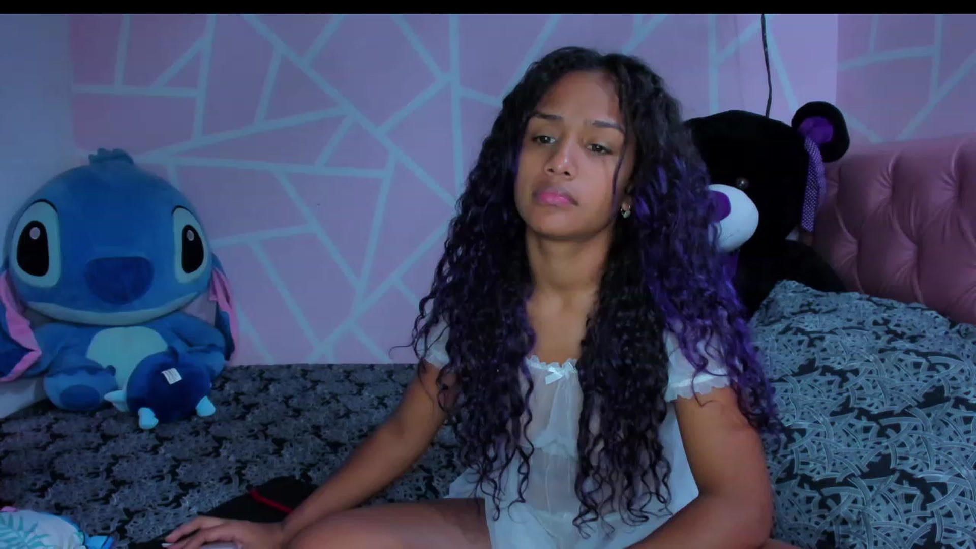 Gallery image thumbnail from Violet_Fit's myfreecams stream on, 04/29/2023, 14:03 image 3 of 20