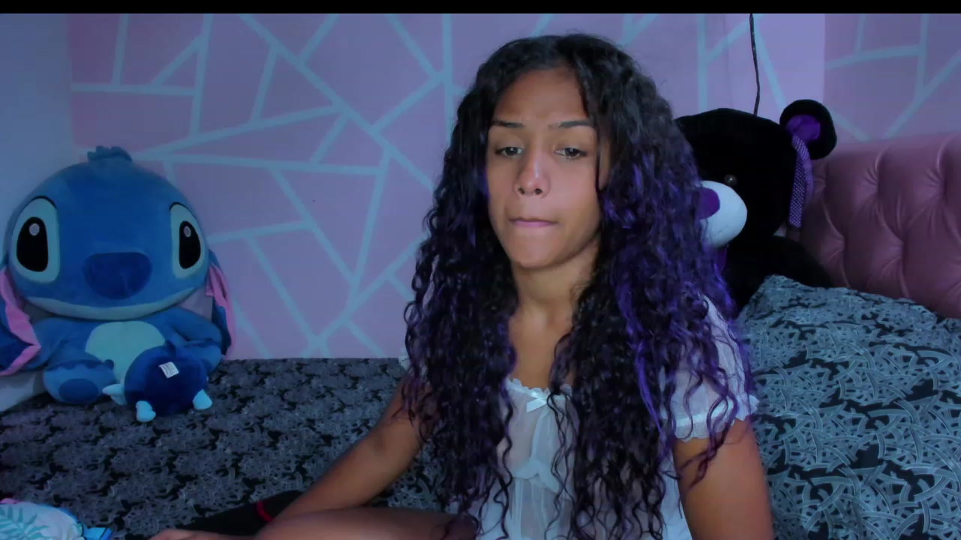 Gallery image thumbnail from Violet_Fit's myfreecams stream on, 04/29/2023, 14:03 image 4 of 20