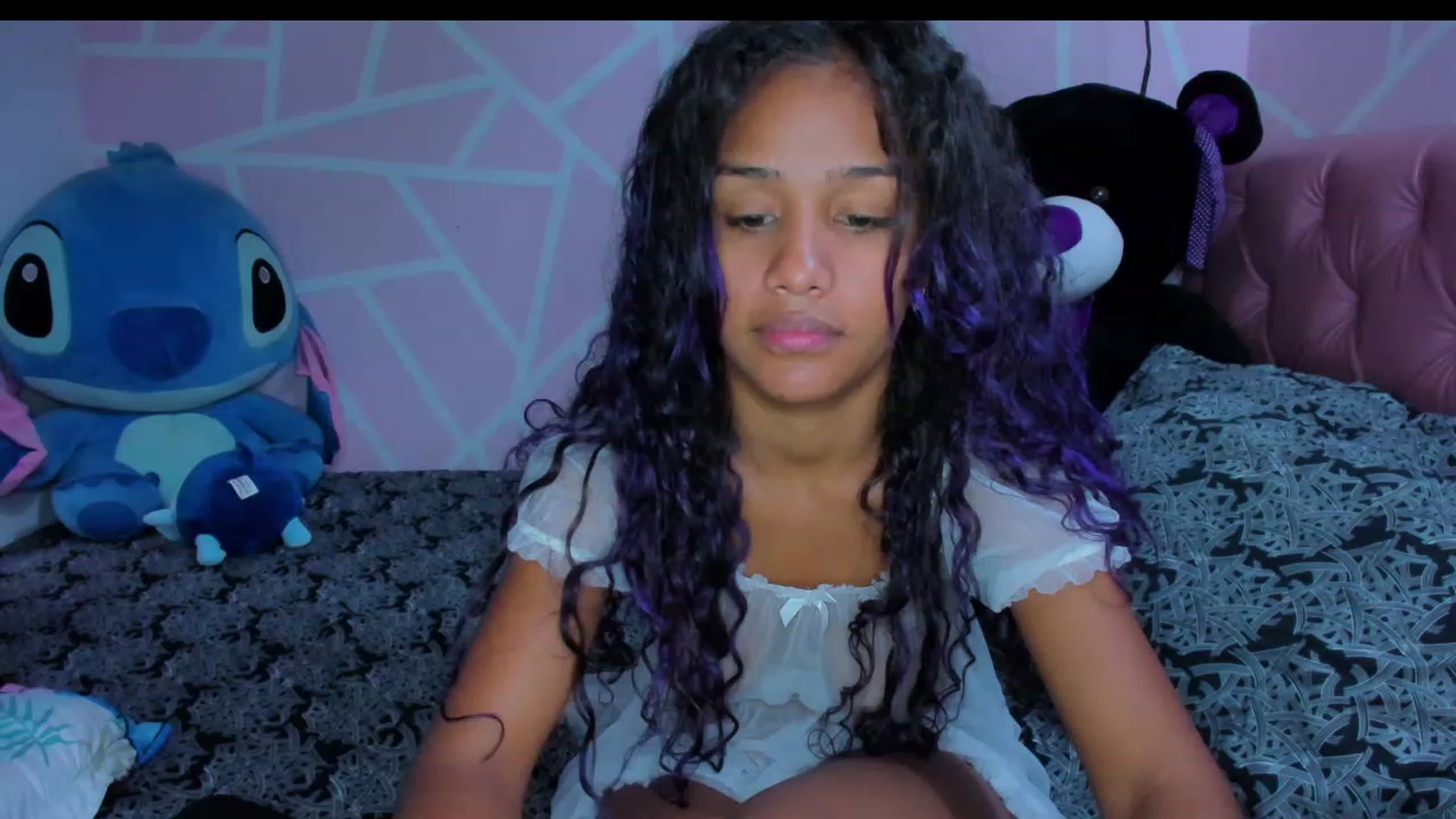Gallery image thumbnail from Violet_Fit's myfreecams stream on, 04/29/2023, 14:03 image 6 of 20