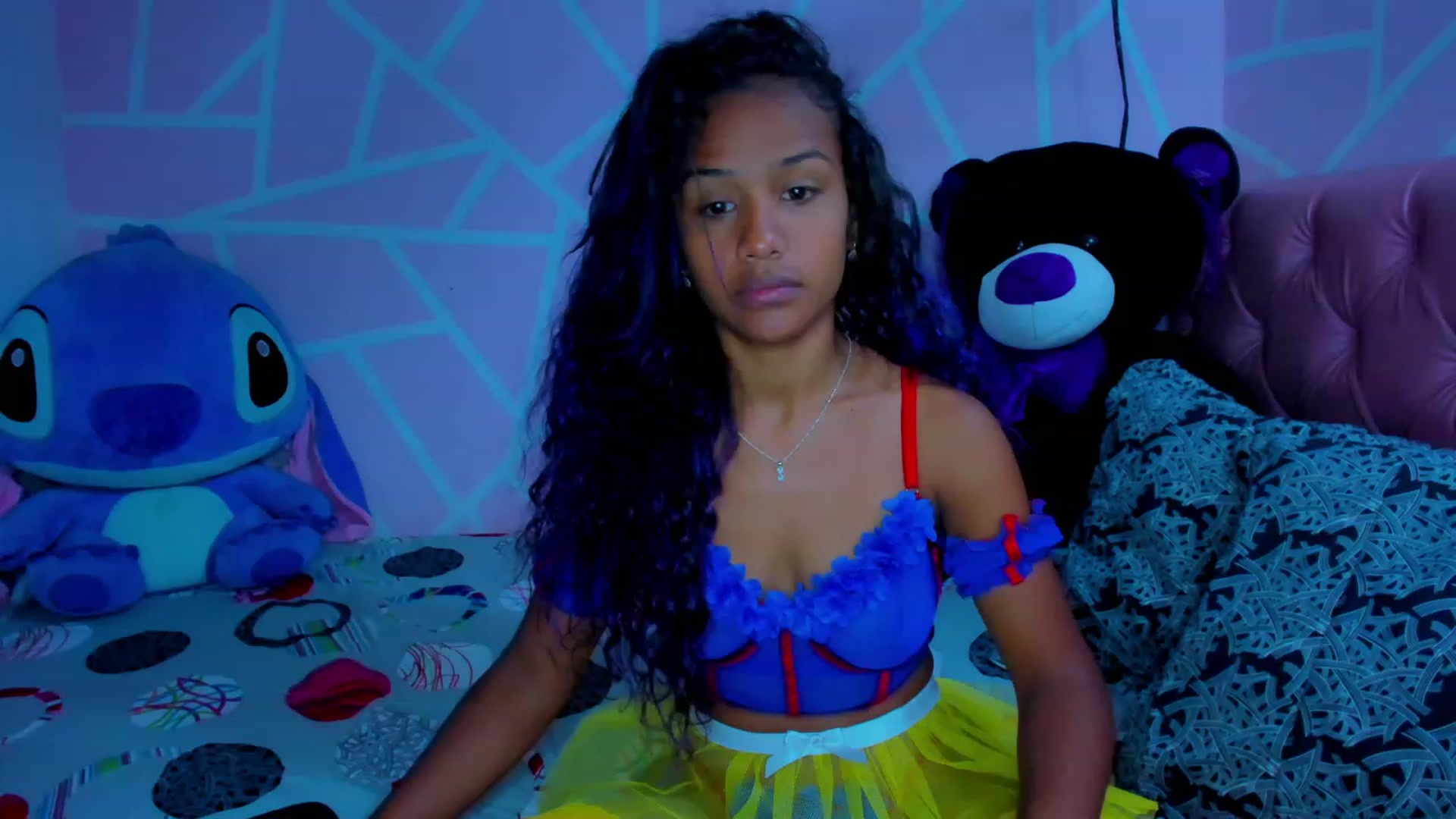 Gallery image thumbnail from Violet_Fit's myfreecams stream on, 05/13/2023, 12:47 image 6 of 20