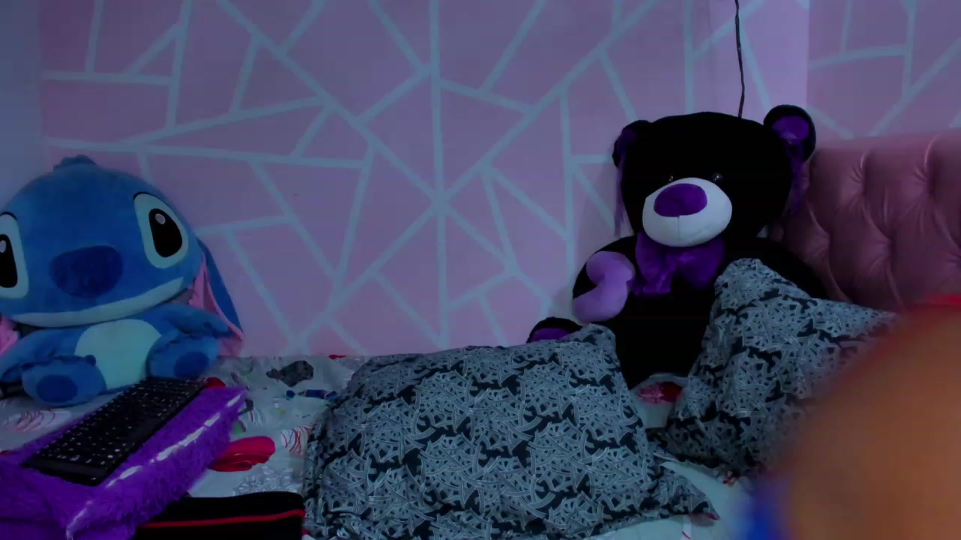 Gallery image thumbnail from Violet_Fit's myfreecams stream on, 05/13/2023, 14:07 image 5 of 20