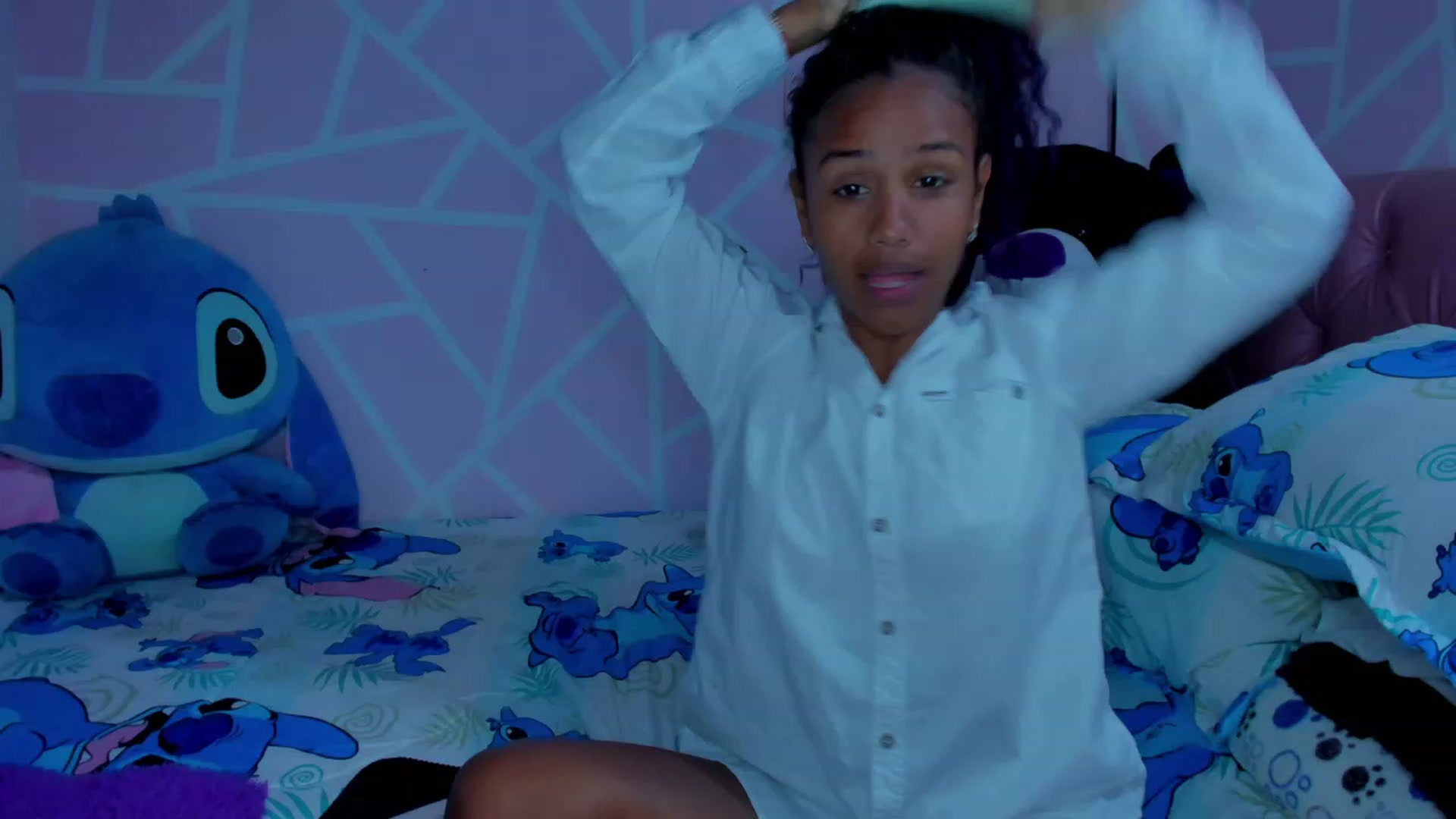 Gallery image thumbnail from Violet_Fit's myfreecams stream on, 05/15/2023, 15:22 image 10 of 20