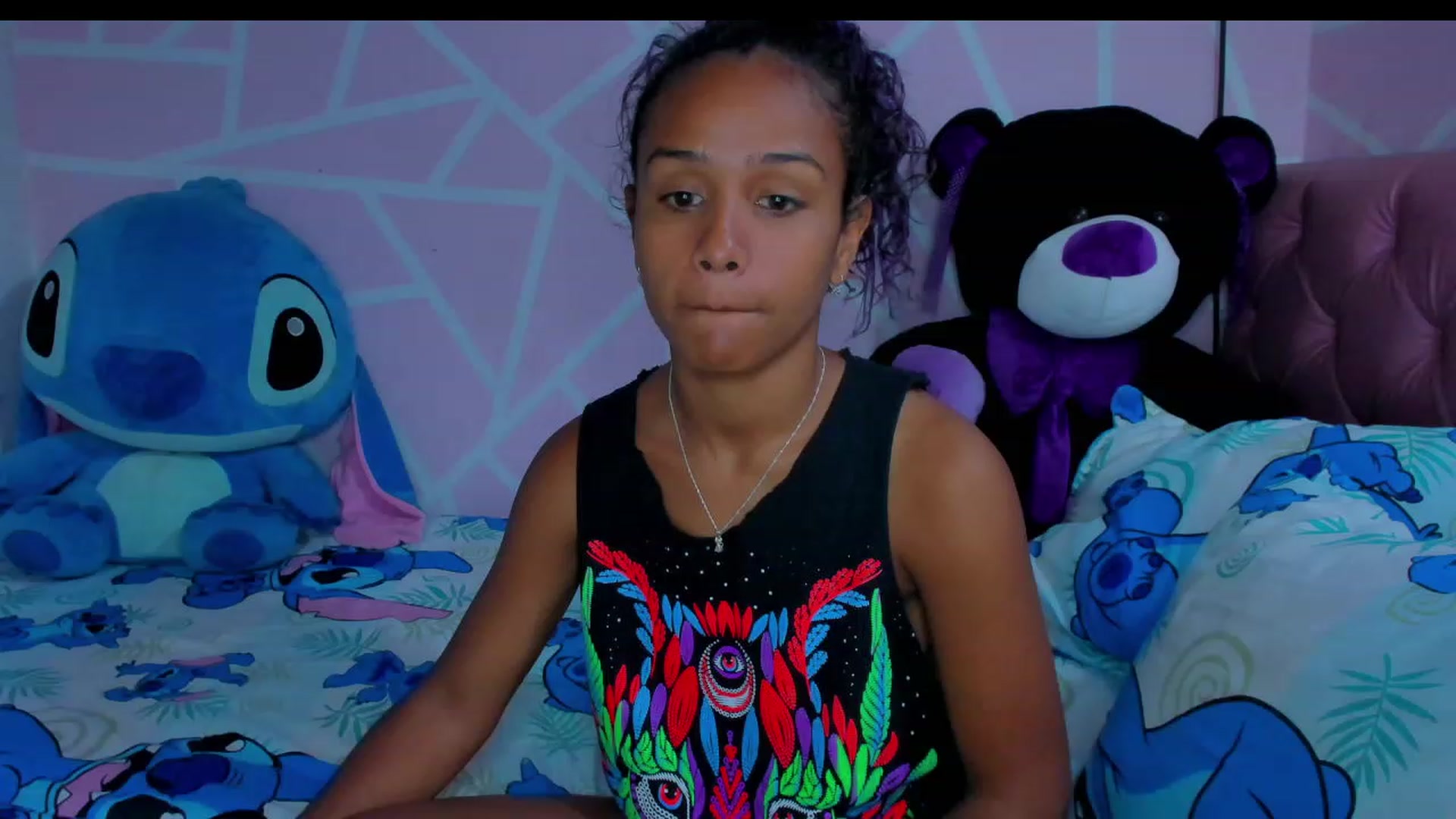 Gallery image thumbnail from Violet_Fit's myfreecams stream on, 05/18/2023, 13:27 image 12 of 20