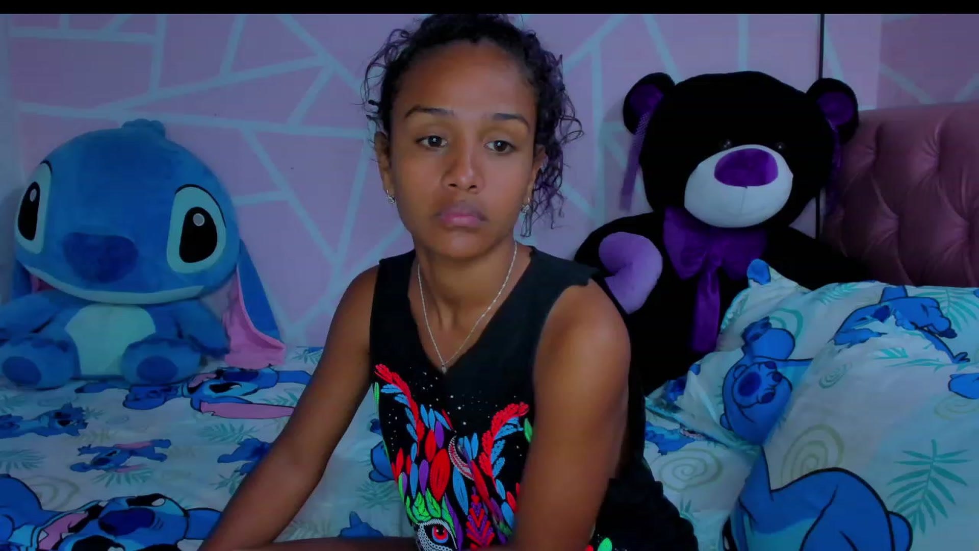 Gallery image thumbnail from Violet_Fit's myfreecams stream on, 05/18/2023, 13:27 image 11 of 20