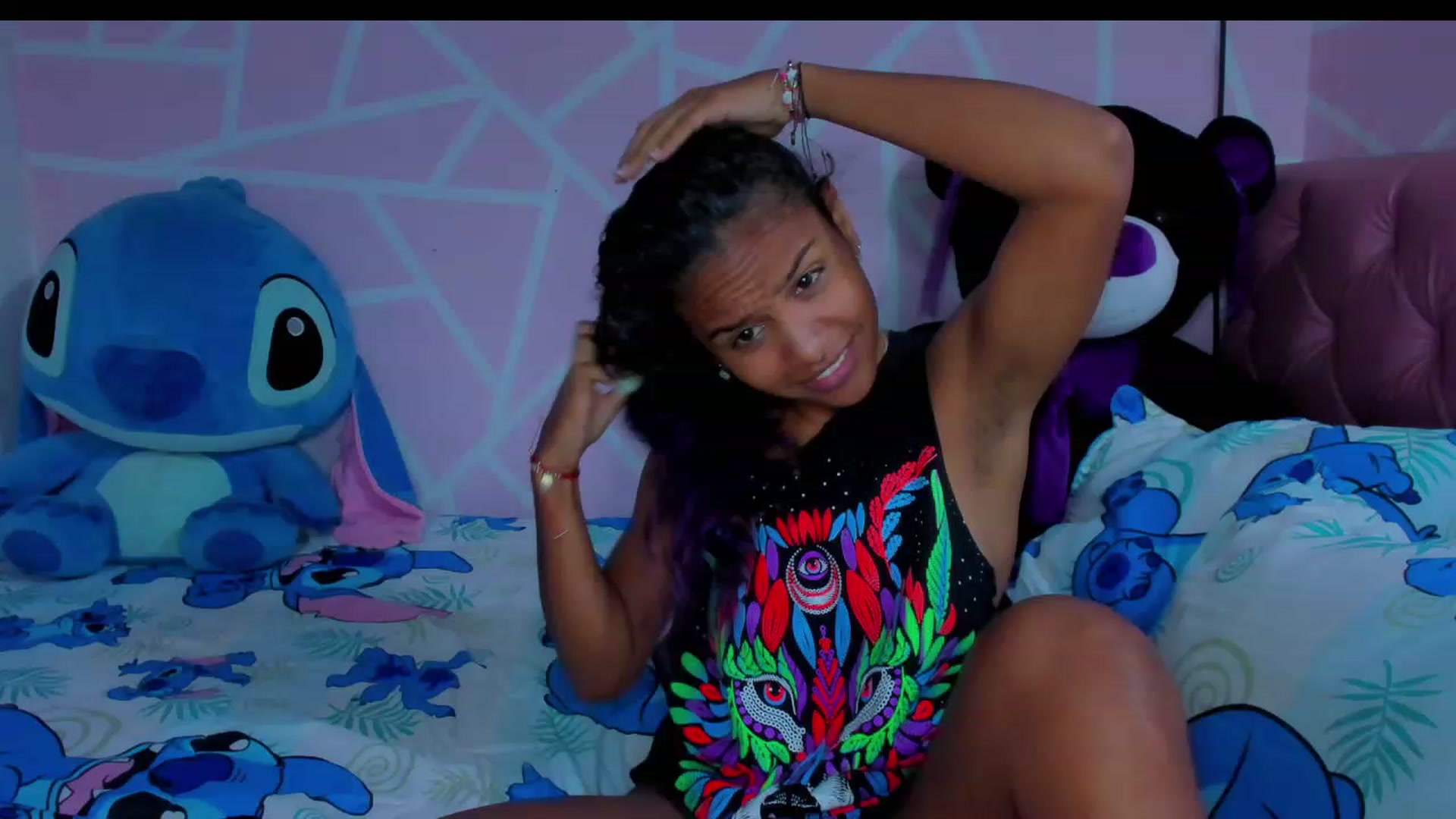 Gallery image thumbnail from Violet_Fit's myfreecams stream on, 05/18/2023, 13:27 image 18 of 20