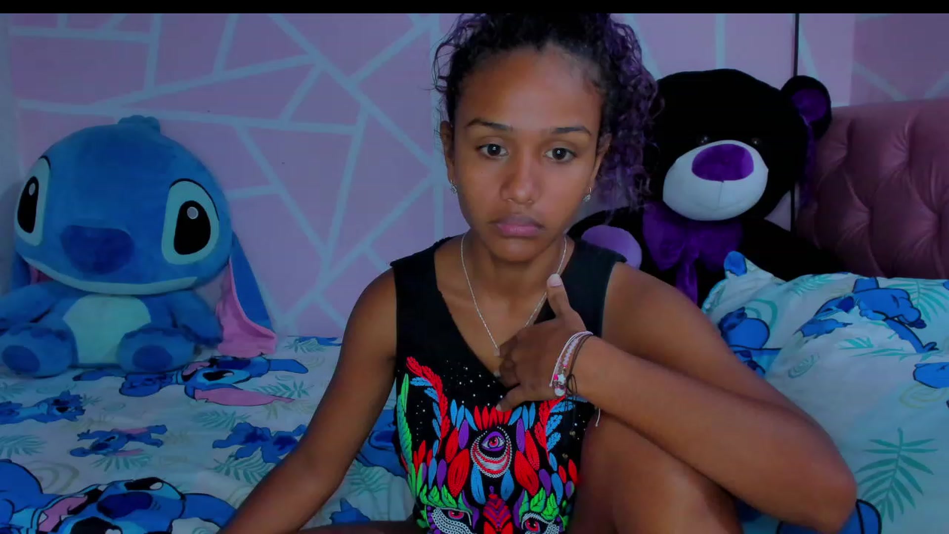 Gallery image thumbnail from Violet_Fit's myfreecams stream on, 05/18/2023, 13:27 image 16 of 20