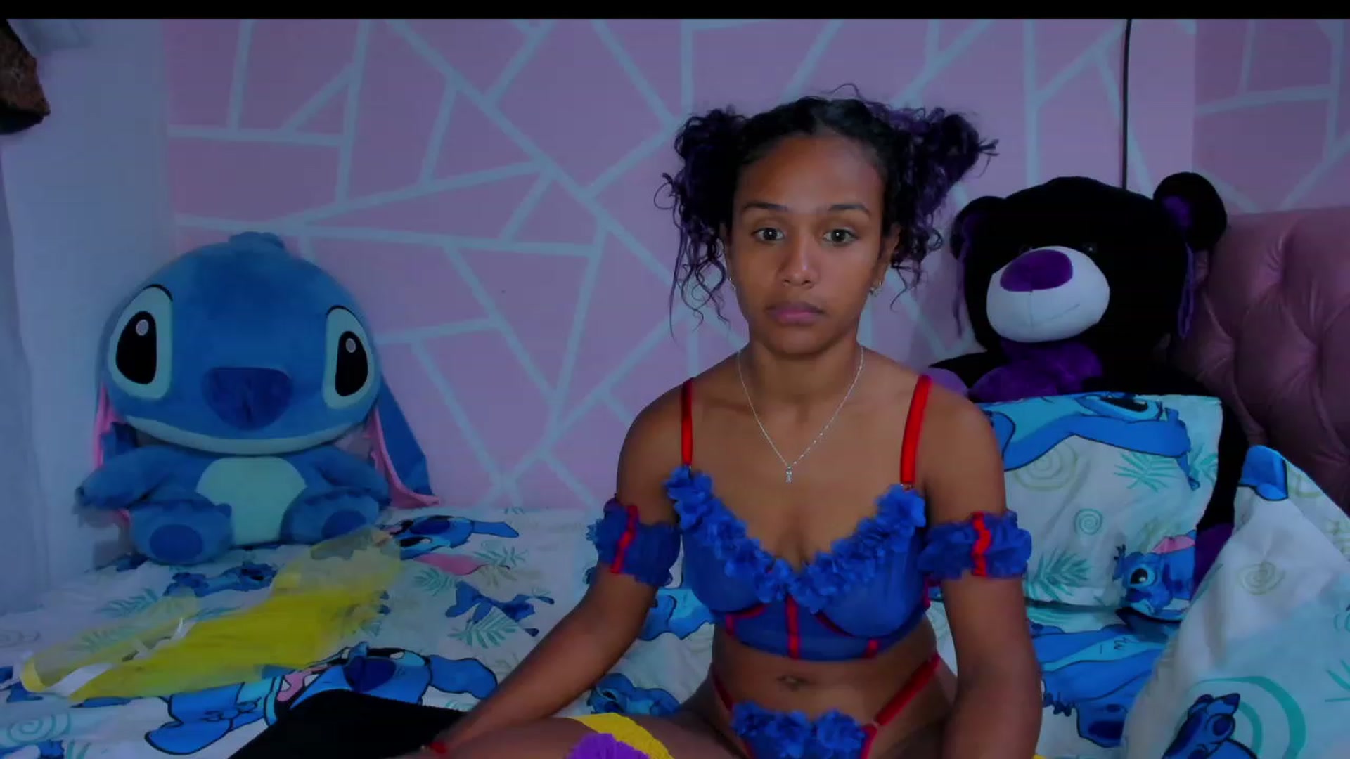 Gallery image thumbnail from Violet_Fit's myfreecams stream on, 05/20/2023, 14:36 image 20 of 20