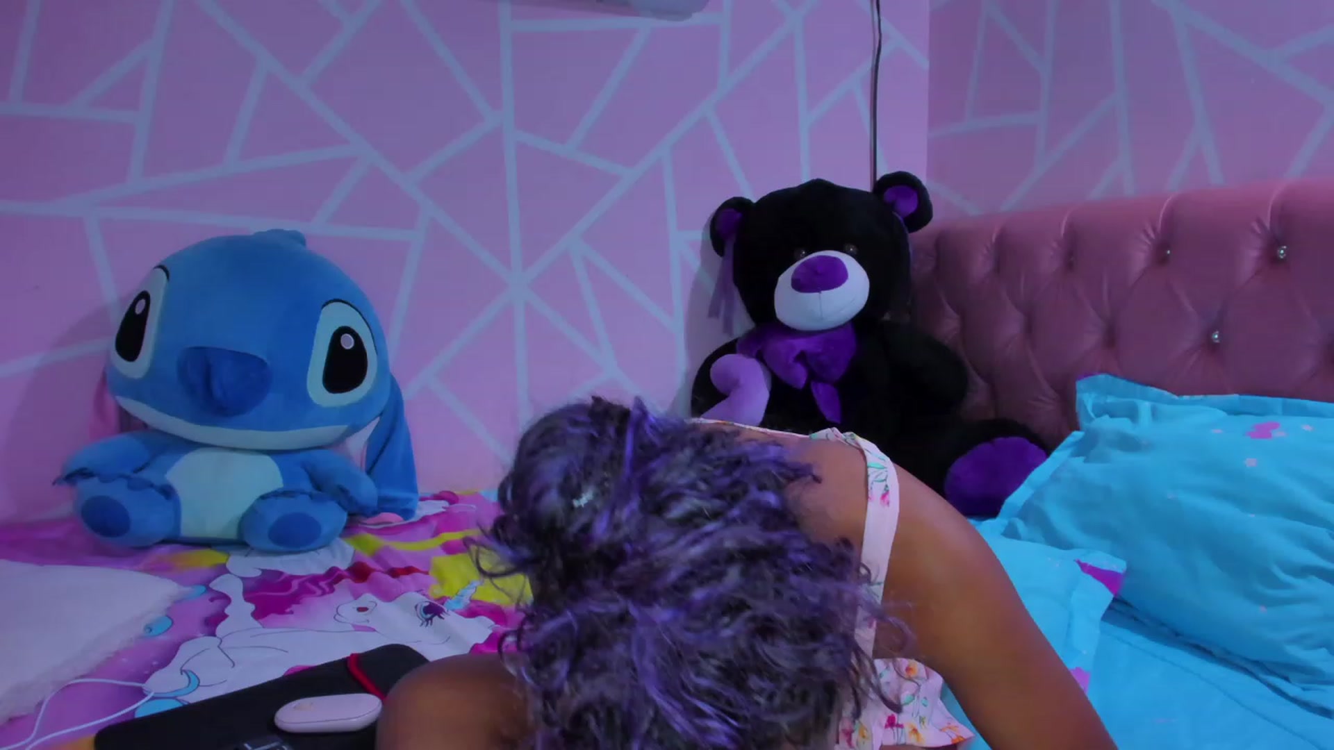 Gallery image thumbnail from Violet_Fit's myfreecams stream on, 05/22/2023, 15:09 image 8 of 20