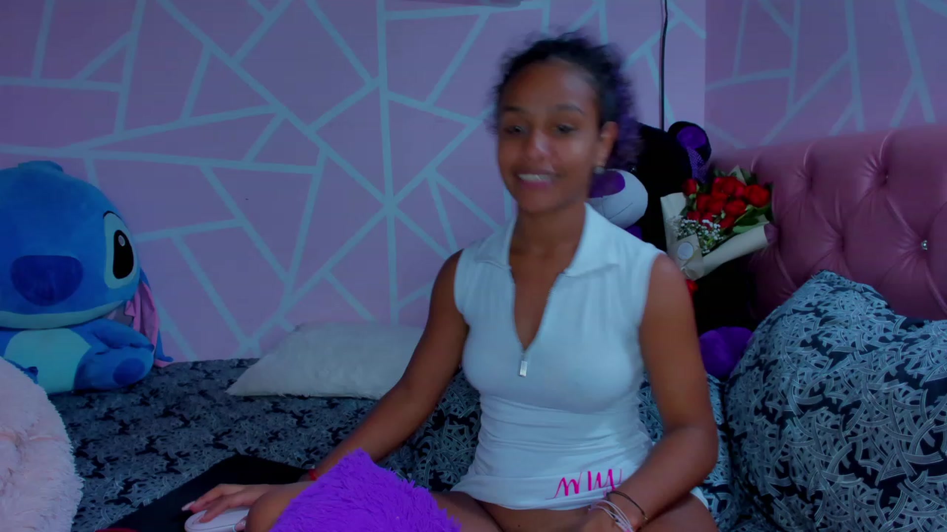 Gallery image thumbnail from Violet_Fit's myfreecams stream on, 06/07/2023, 15:48 image 7 of 20
