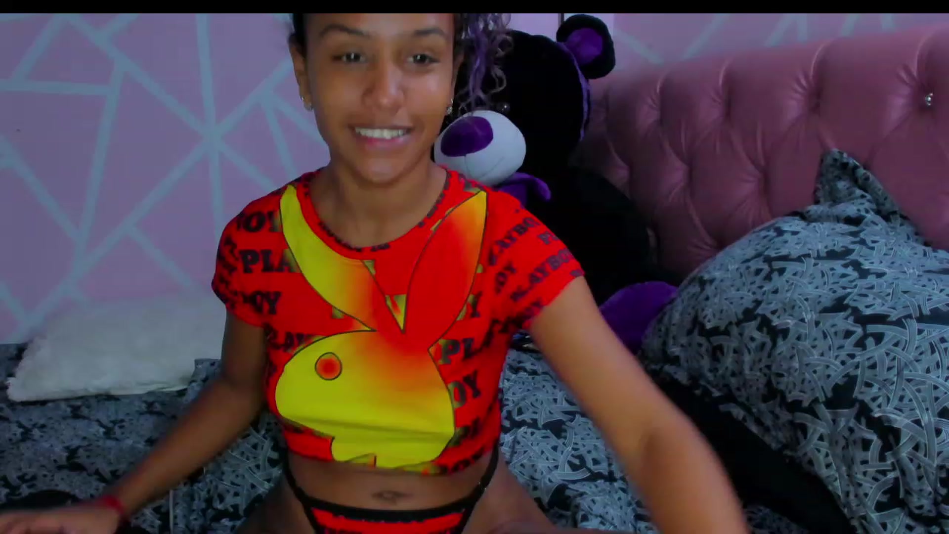 Gallery image thumbnail from Violet_Fit's myfreecams stream on, 06/08/2023, 14:31 image 7 of 20