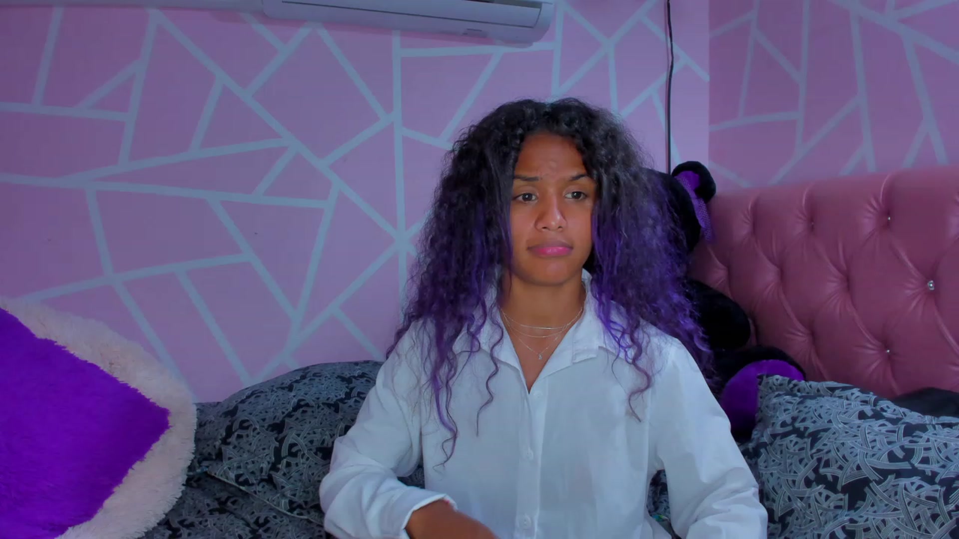Gallery image thumbnail from Violet_Fit's myfreecams stream on, 06/09/2023, 16:22 image 8 of 20