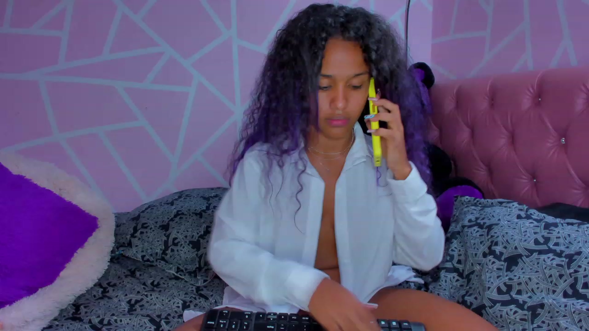 Gallery image thumbnail from Violet_Fit's myfreecams stream on, 06/09/2023, 16:22 image 16 of 20