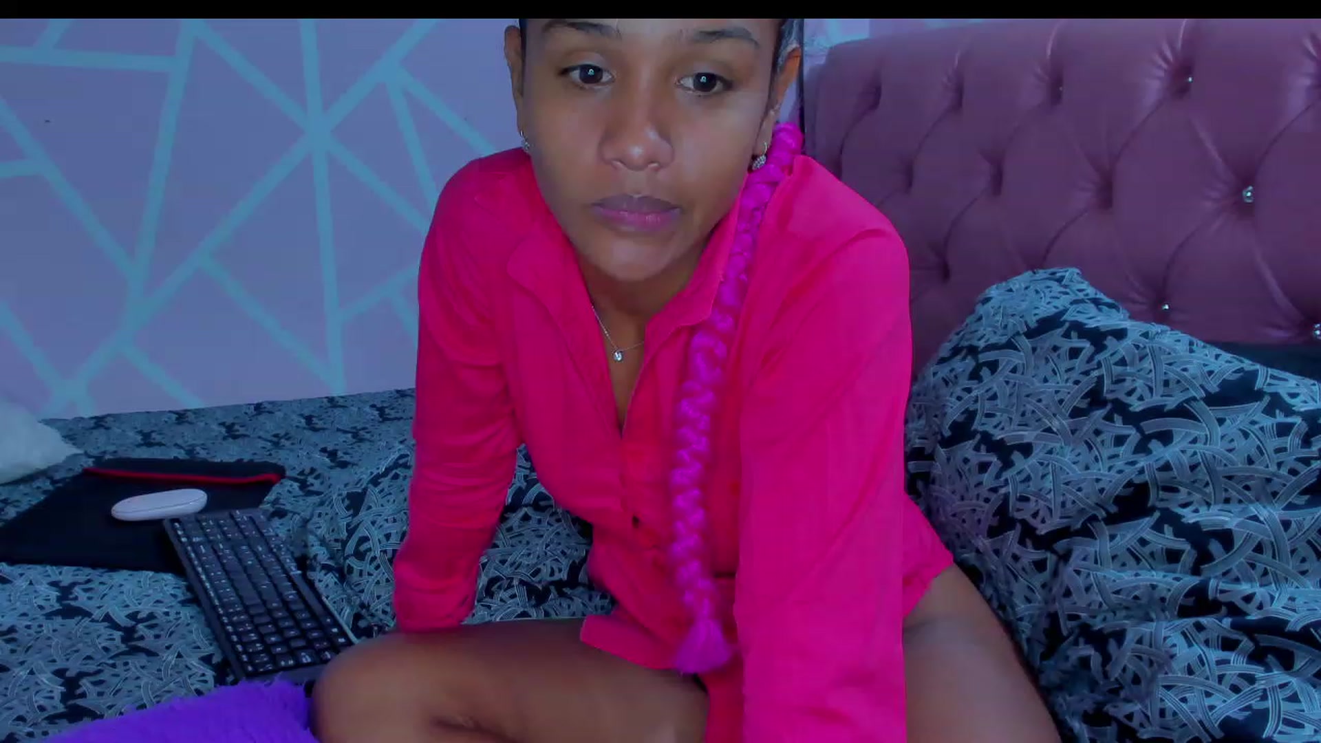 Gallery image thumbnail from Violet_Fit's myfreecams stream on, 06/12/2023, 12:18 image 13 of 20