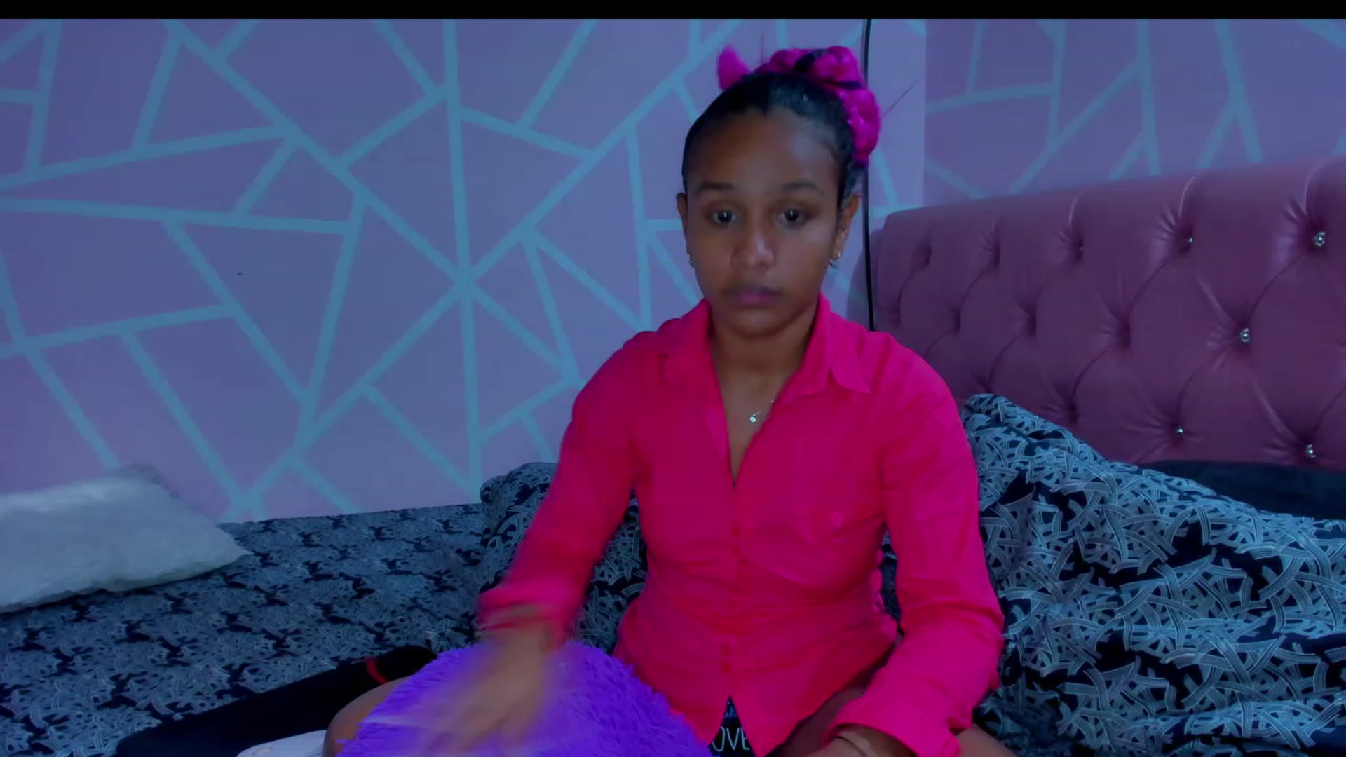 Gallery image thumbnail from Violet_Fit's myfreecams stream on, 06/12/2023, 13:43 image 7 of 20