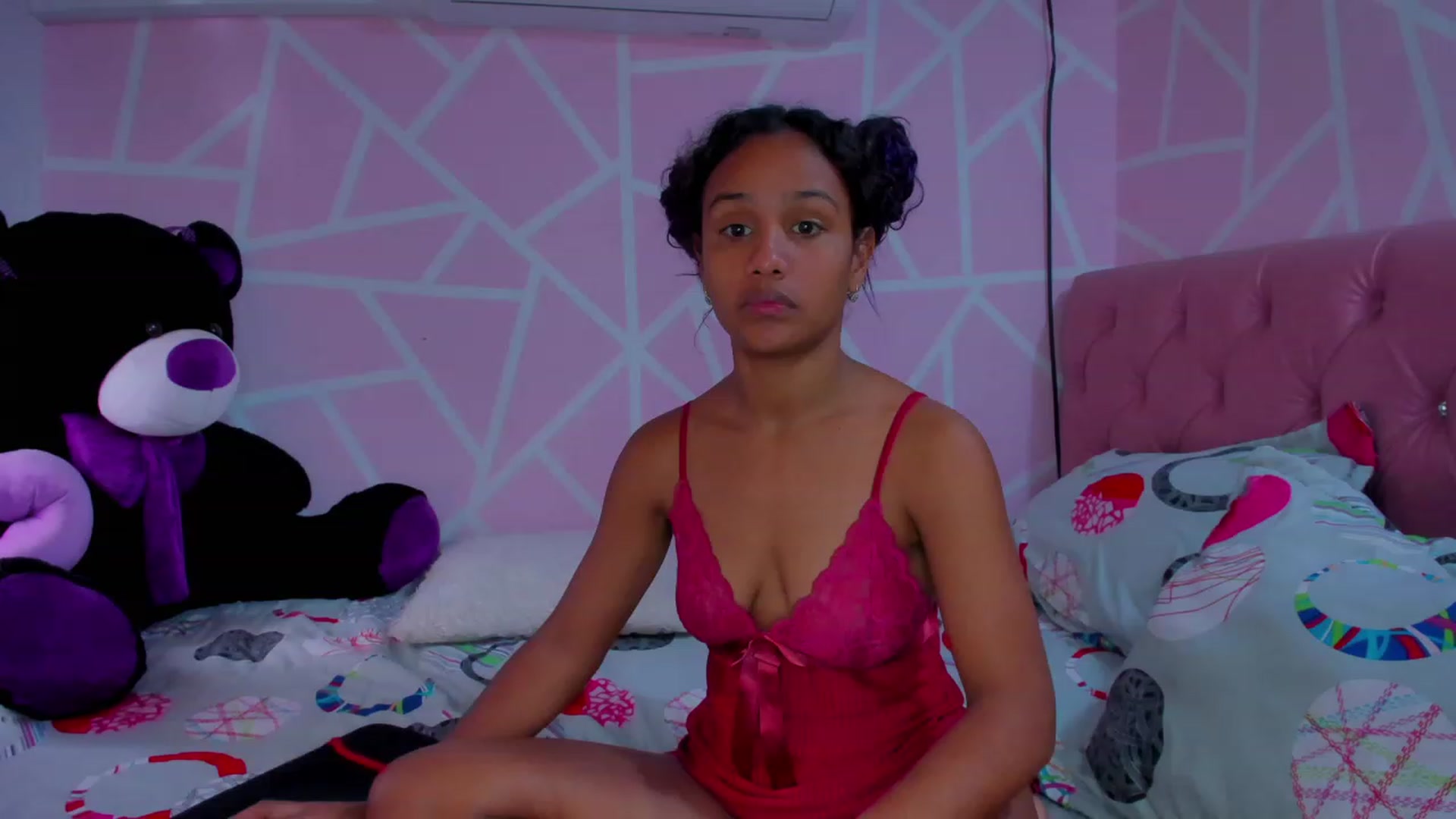 Gallery image thumbnail from Violet_Fit's myfreecams stream on, 06/20/2023, 17:13 image 9 of 20