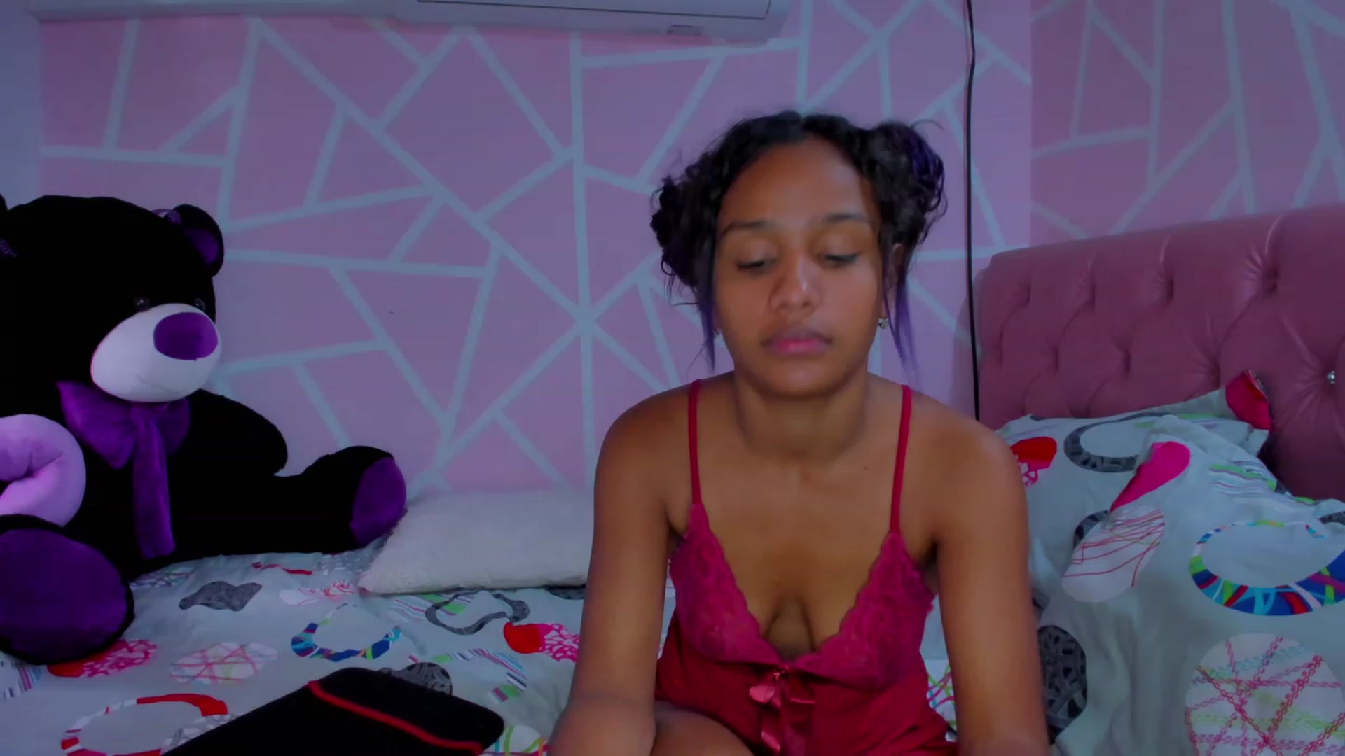 Gallery image thumbnail from Violet_Fit's myfreecams stream on, 06/20/2023, 17:13 image 10 of 20