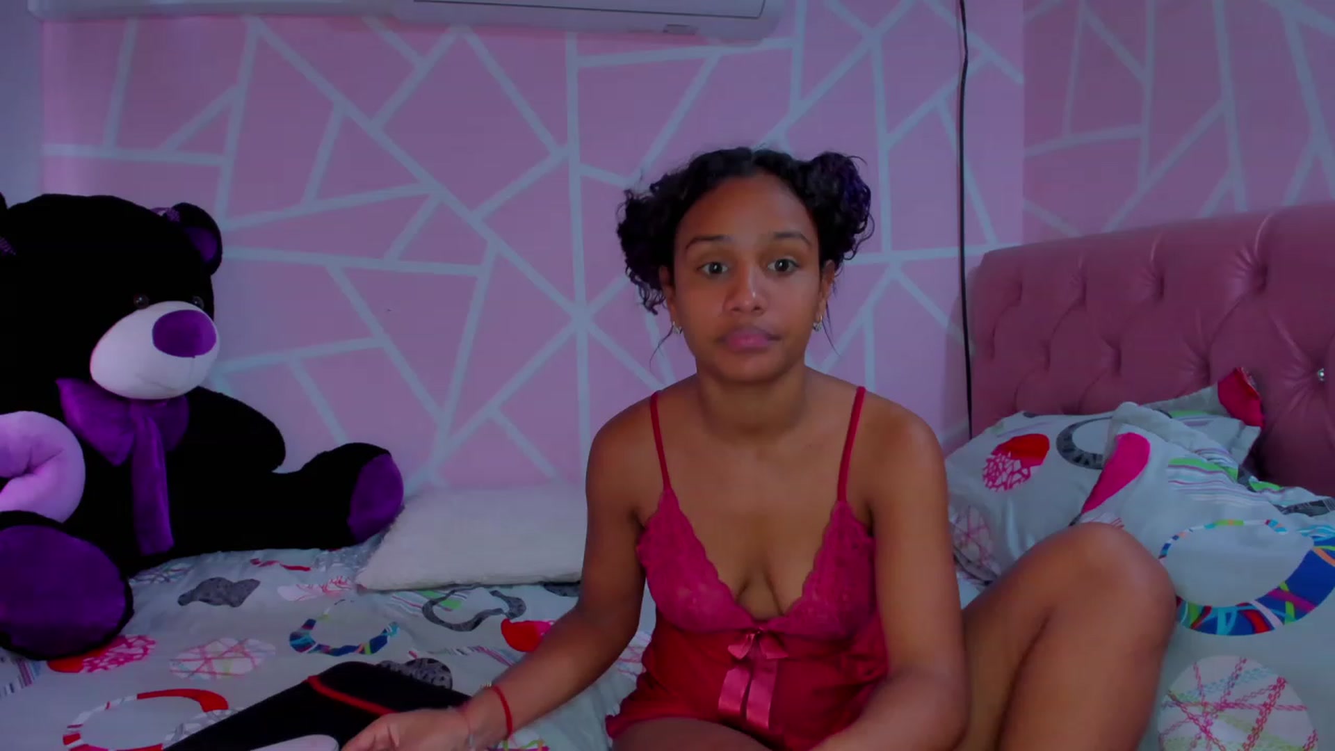Gallery image thumbnail from Violet_Fit's myfreecams stream on, 06/20/2023, 17:13 image 14 of 20
