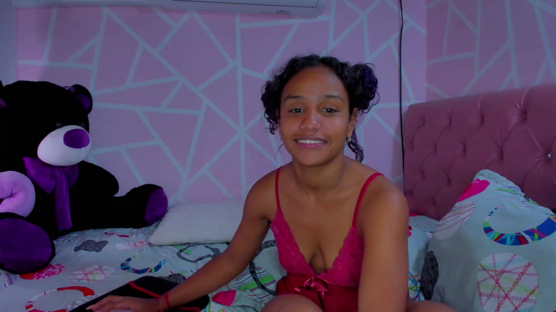 Gallery image thumbnail from Violet_Fit's myfreecams stream on, 06/20/2023, 17:13 image 20 of 20
