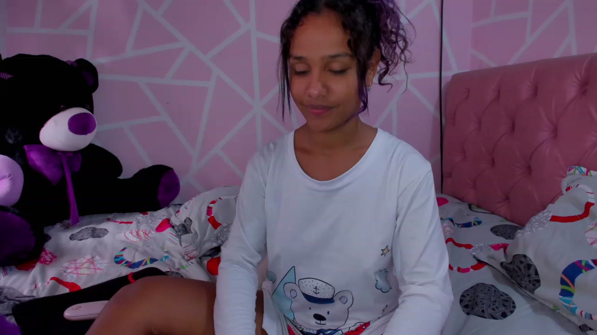 Gallery image thumbnail from Violet_Fit's myfreecams stream on, 06/21/2023, 15:54 image 13 of 20