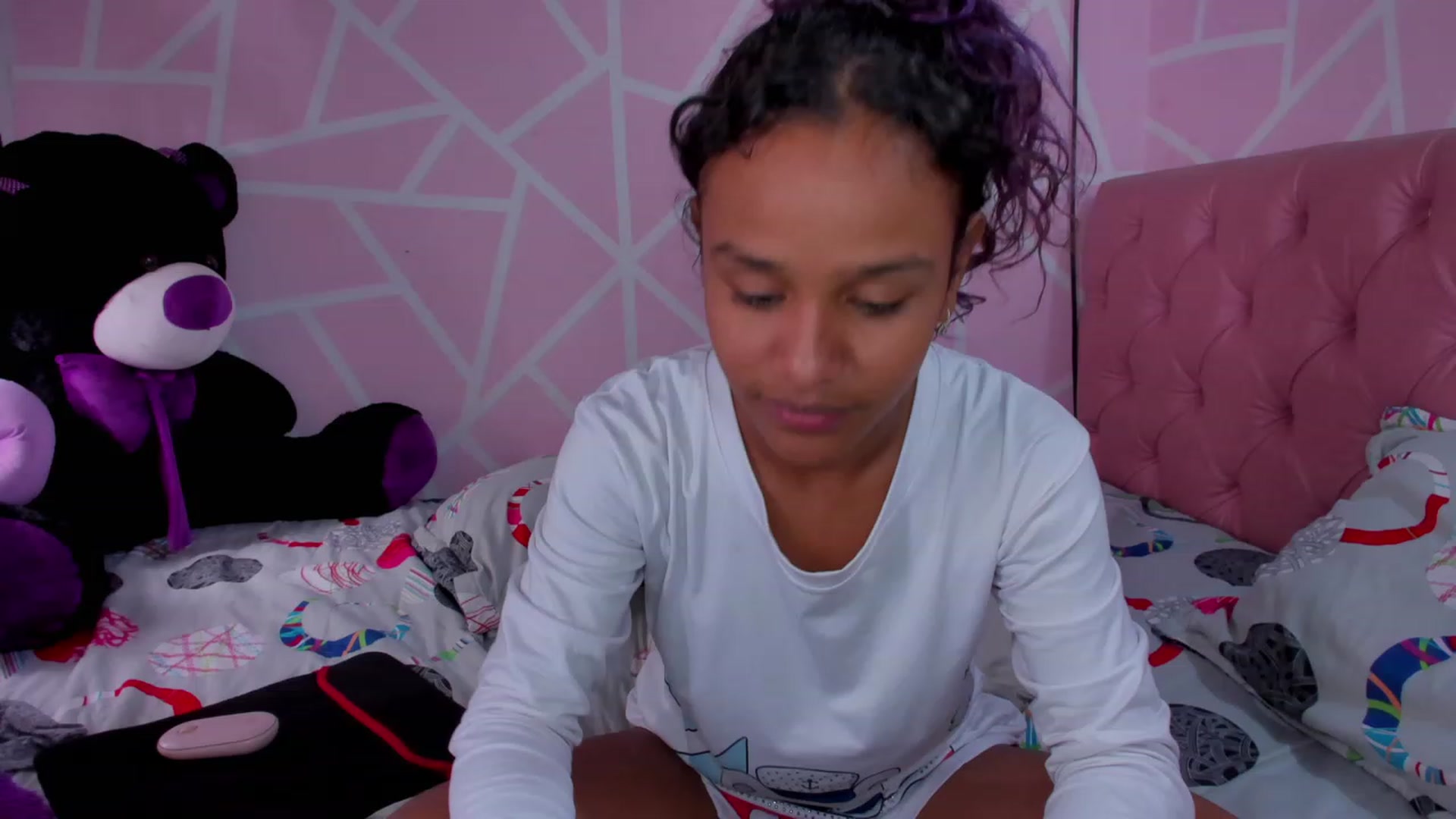 Gallery image thumbnail from Violet_Fit's myfreecams stream on, 06/21/2023, 15:54 image 16 of 20