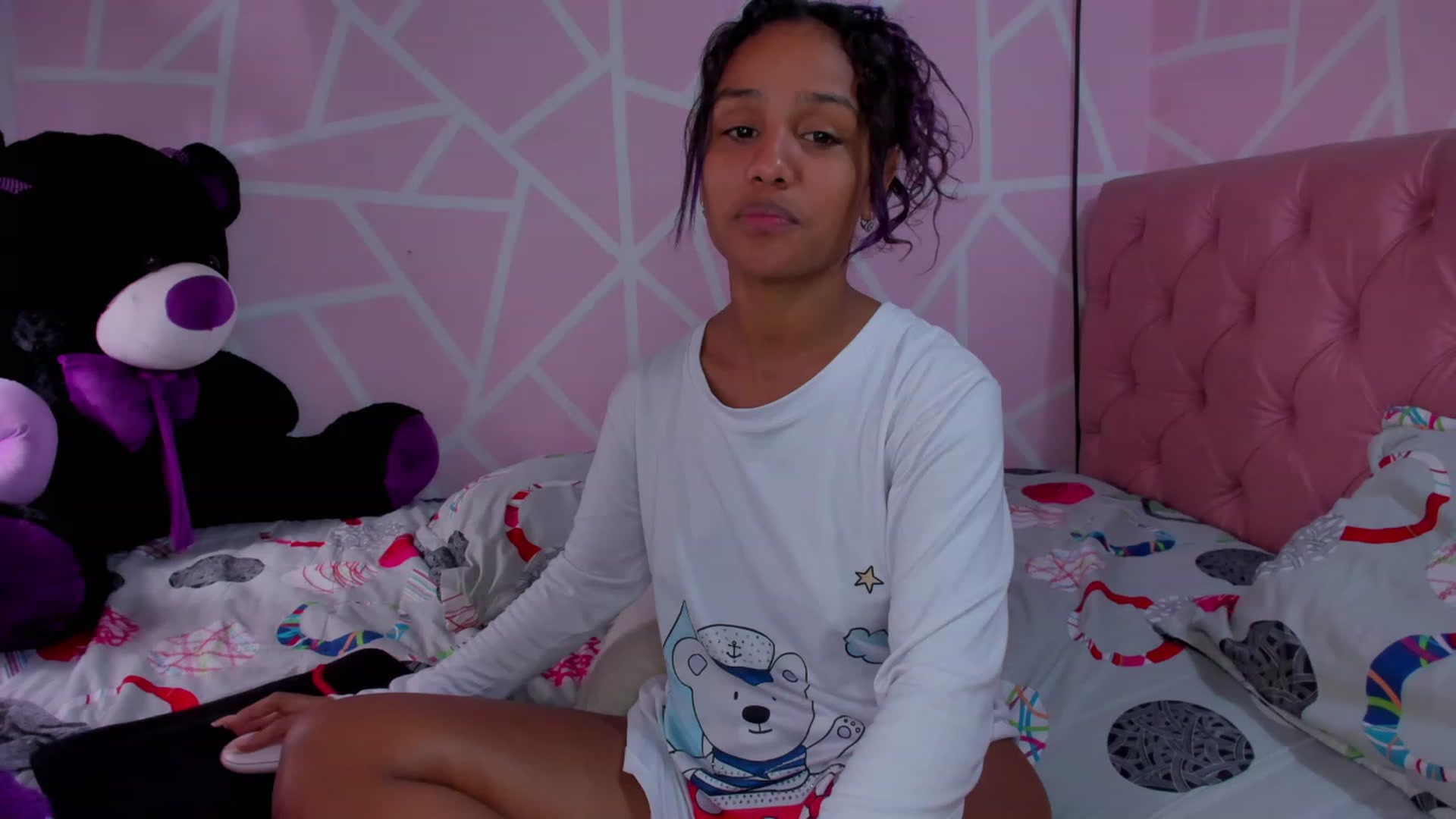 Gallery image thumbnail from Violet_Fit's myfreecams stream on, 06/21/2023, 15:54 image 12 of 20
