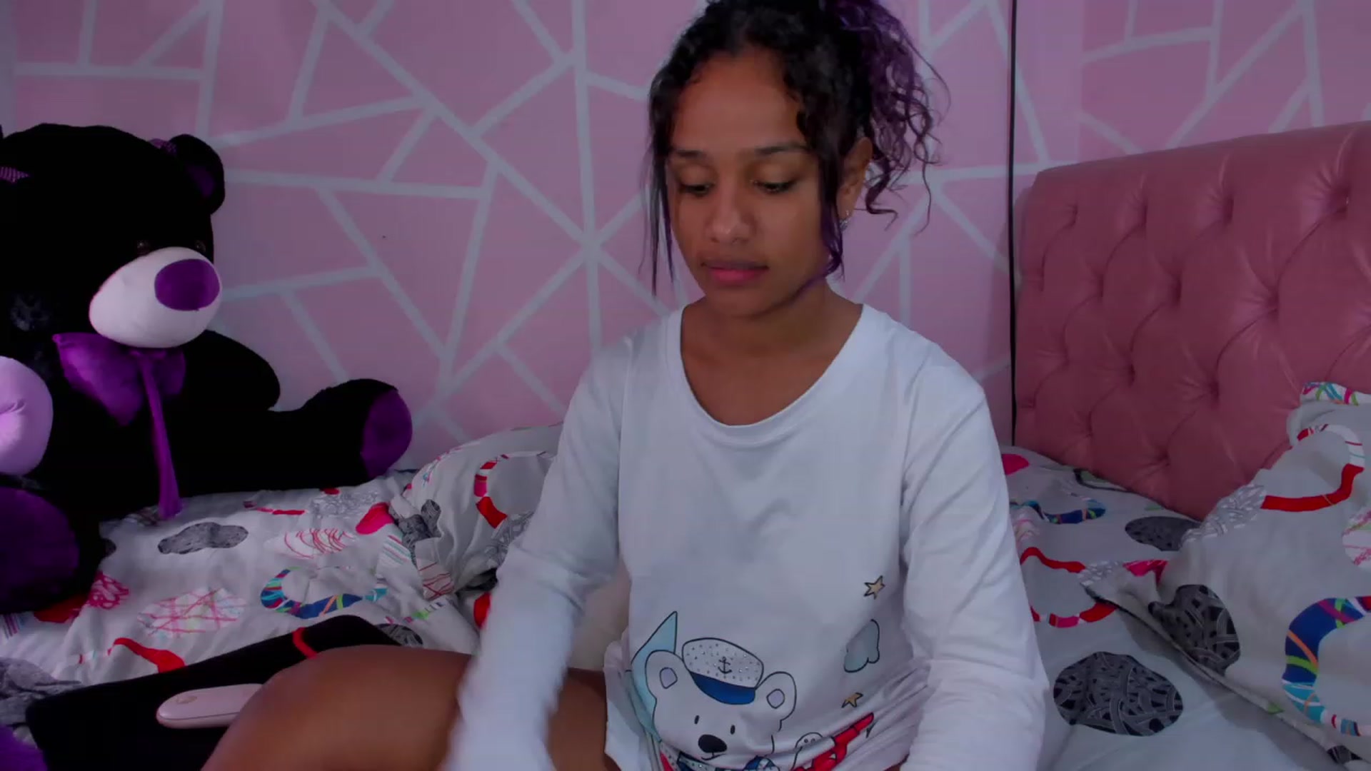 Gallery image thumbnail from Violet_Fit's myfreecams stream on, 06/21/2023, 15:54 image 14 of 20