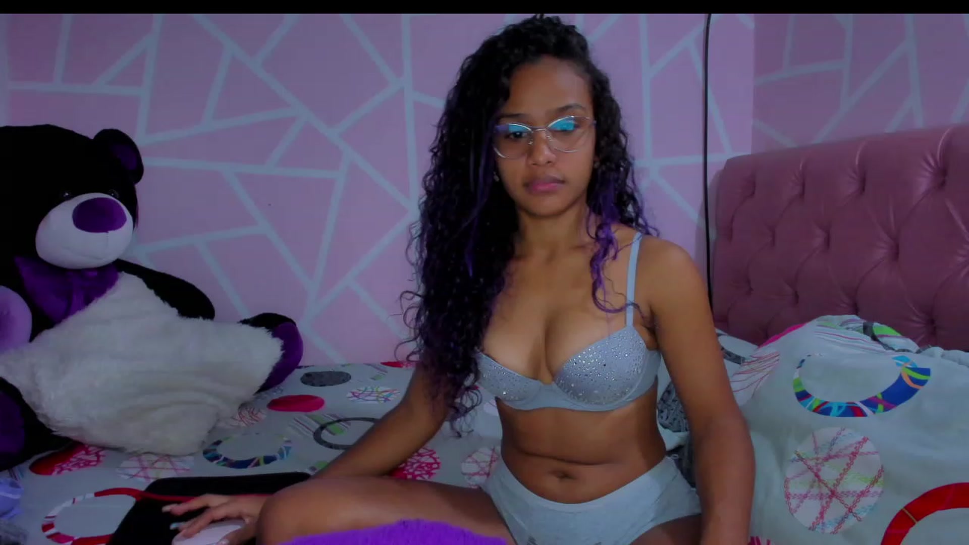 Gallery image thumbnail from Violet_Fit's myfreecams stream on, 06/22/2023, 13:38 image 4 of 20