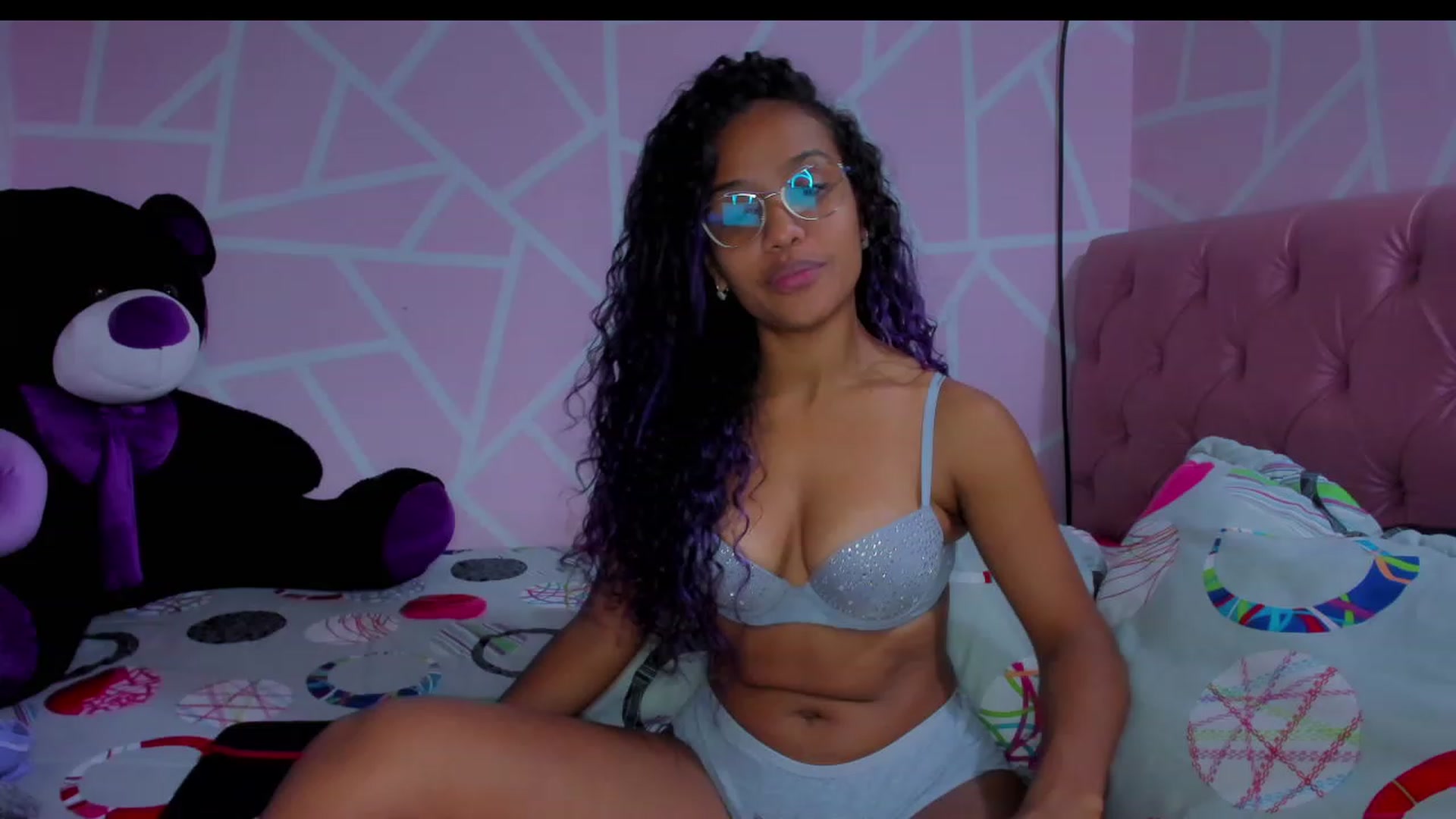 Gallery image thumbnail from Violet_Fit's myfreecams stream on, 06/22/2023, 13:38 image 6 of 20