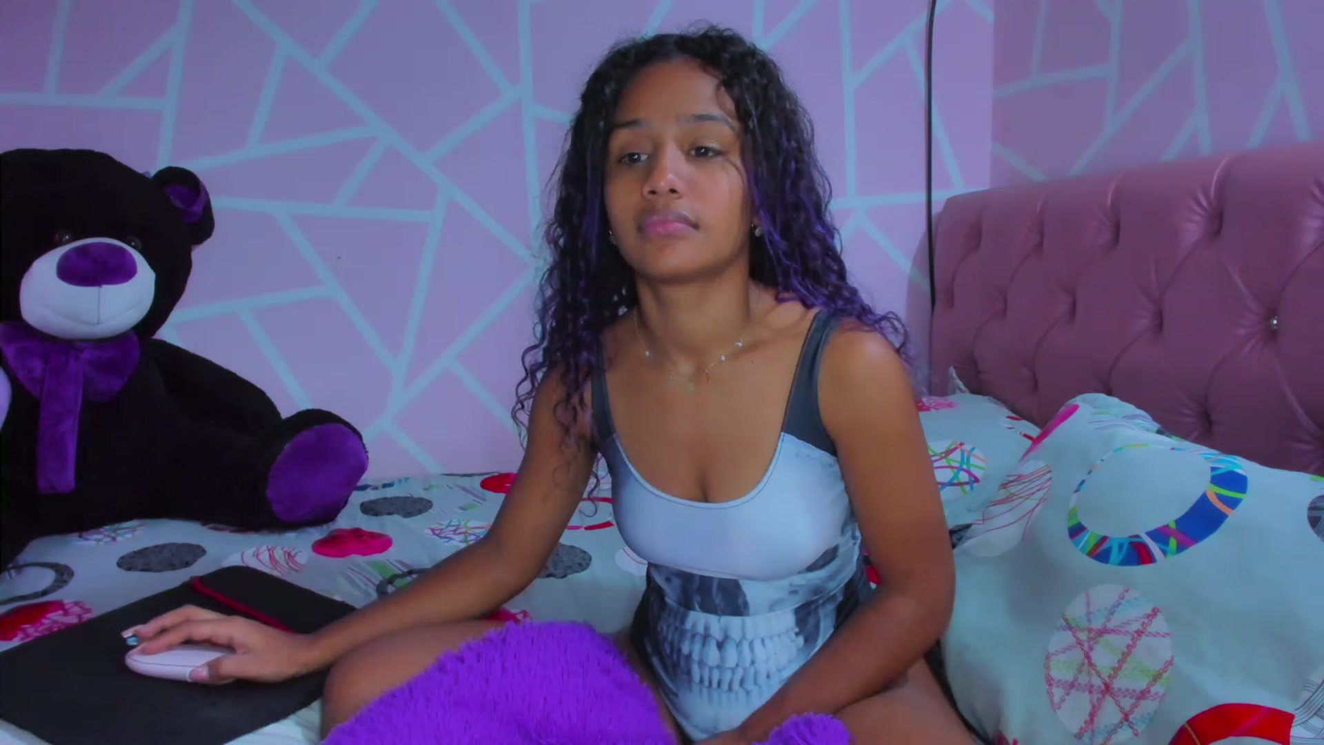 Gallery image thumbnail from Violet_Fit's myfreecams stream on, 06/26/2023, 11:59 image 13 of 20