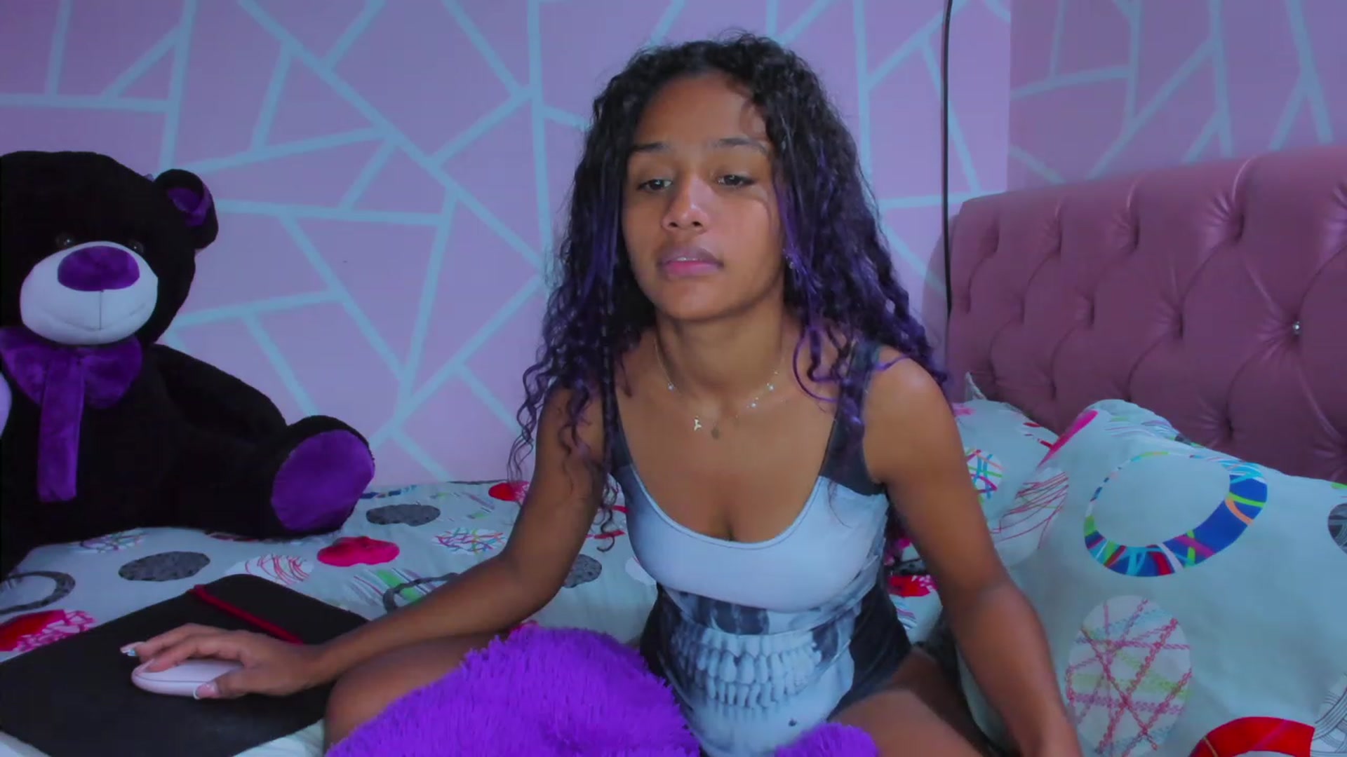 Gallery image thumbnail from Violet_Fit's myfreecams stream on, 06/26/2023, 11:59 image 15 of 20