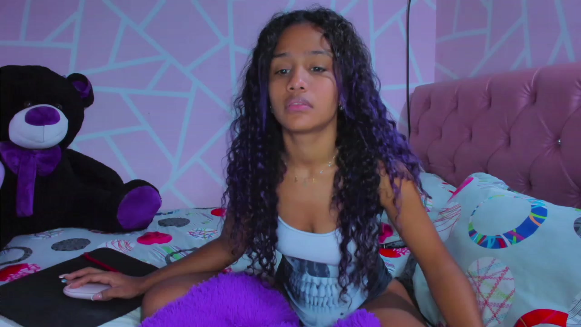 Gallery image thumbnail from Violet_Fit's myfreecams stream on, 06/26/2023, 11:59 image 10 of 20
