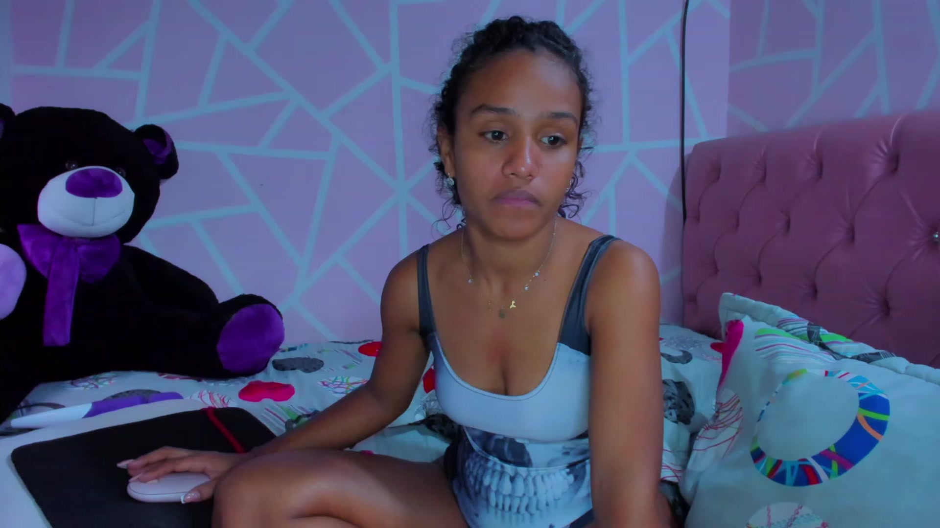 Gallery image thumbnail from Violet_Fit's myfreecams stream on, 06/26/2023, 14:54 image 11 of 20