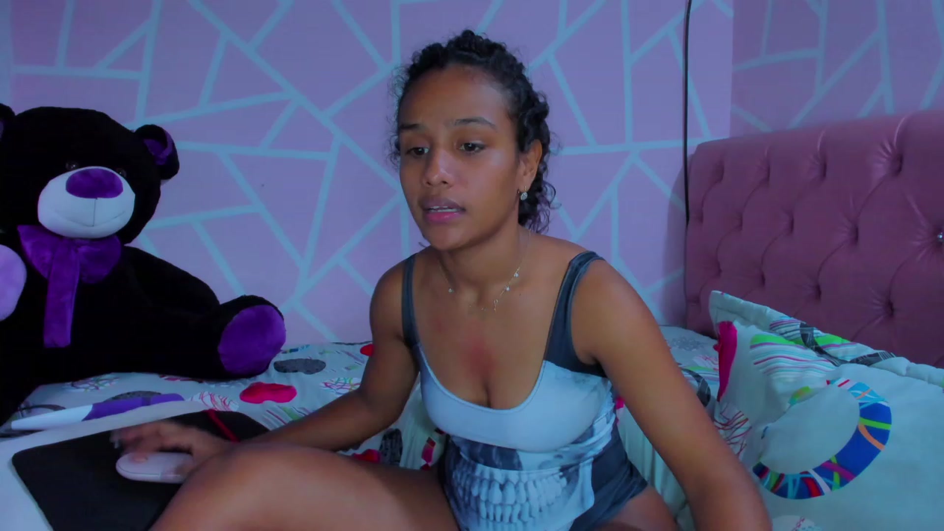 Gallery image thumbnail from Violet_Fit's myfreecams stream on, 06/26/2023, 14:54 image 4 of 20