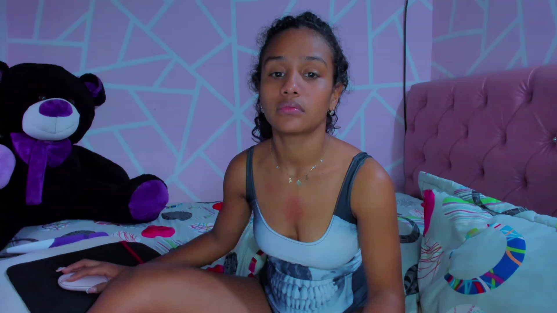 Gallery image thumbnail from Violet_Fit's myfreecams stream on, 06/26/2023, 14:54 image 5 of 20