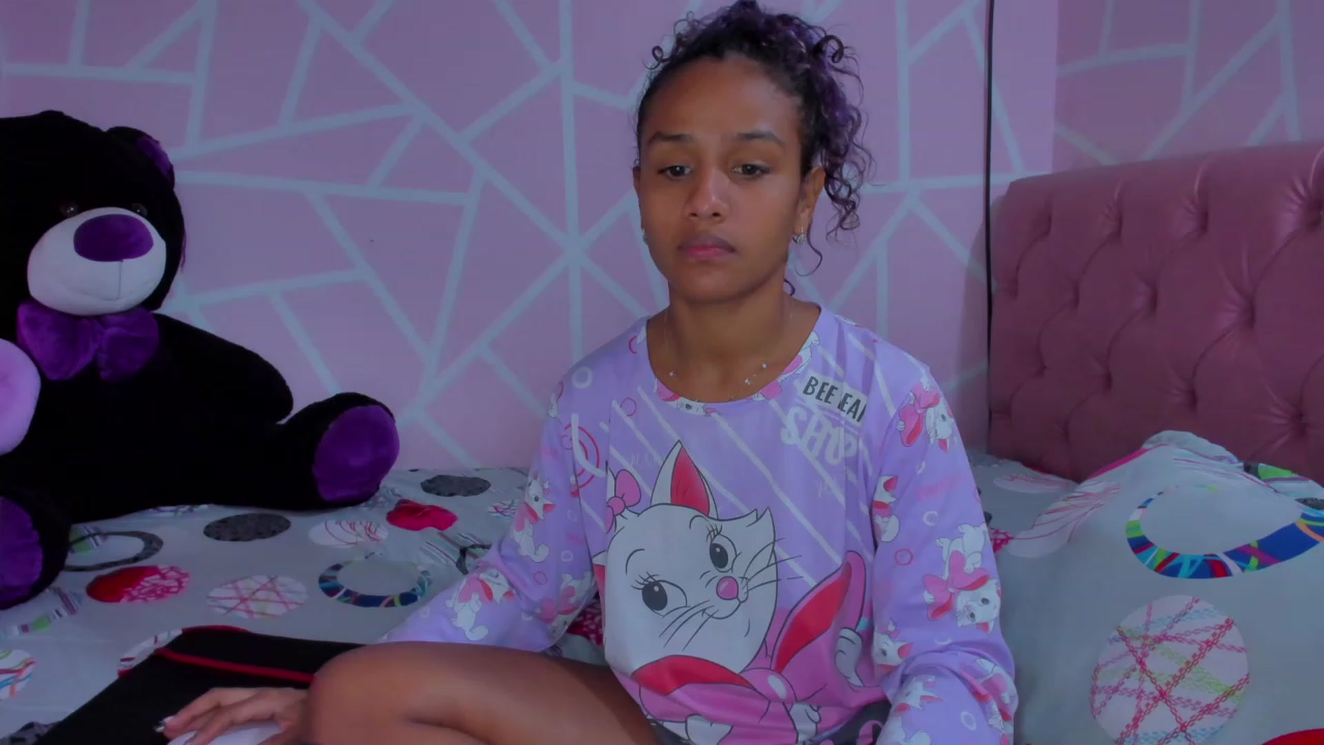 Gallery image thumbnail from Violet_Fit's myfreecams stream on, 06/28/2023, 15:13 image 12 of 20