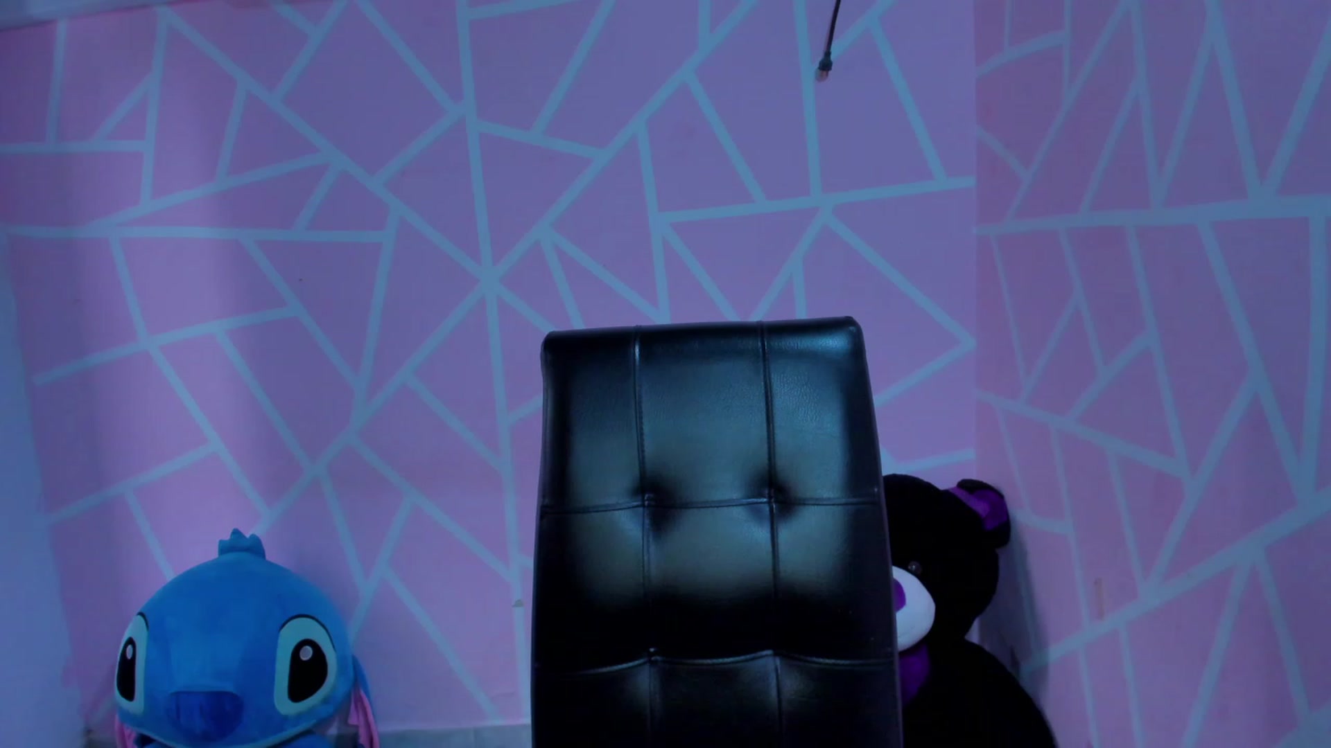Gallery image thumbnail from Violet_Fit's myfreecams stream on, 06/30/2023, 16:21 image 10 of 20