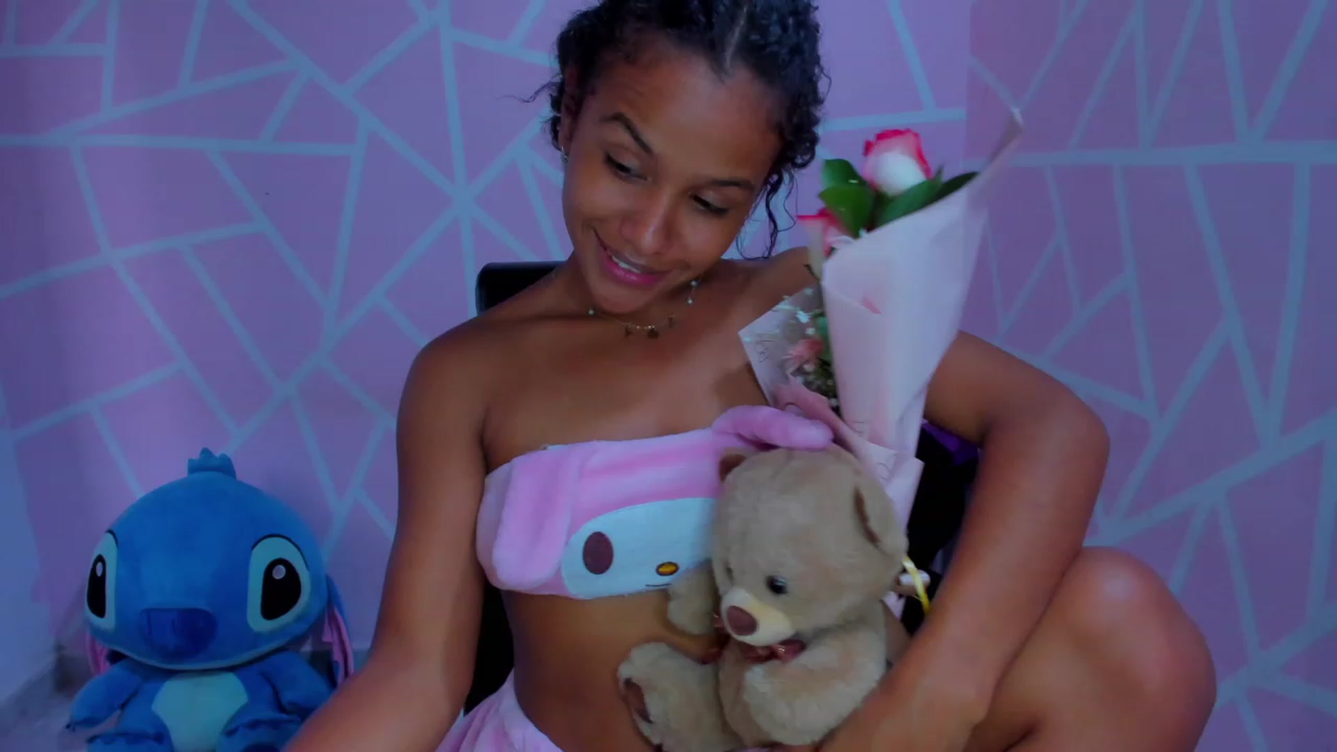 Gallery image thumbnail from Violet_Fit's myfreecams stream on, 06/30/2023, 16:21 image 18 of 20