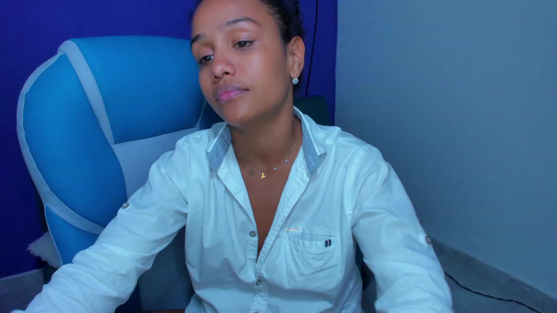 Gallery image thumbnail from Violet_Fit's myfreecams stream on, 07/10/2023, 16:06 image 1 of 20