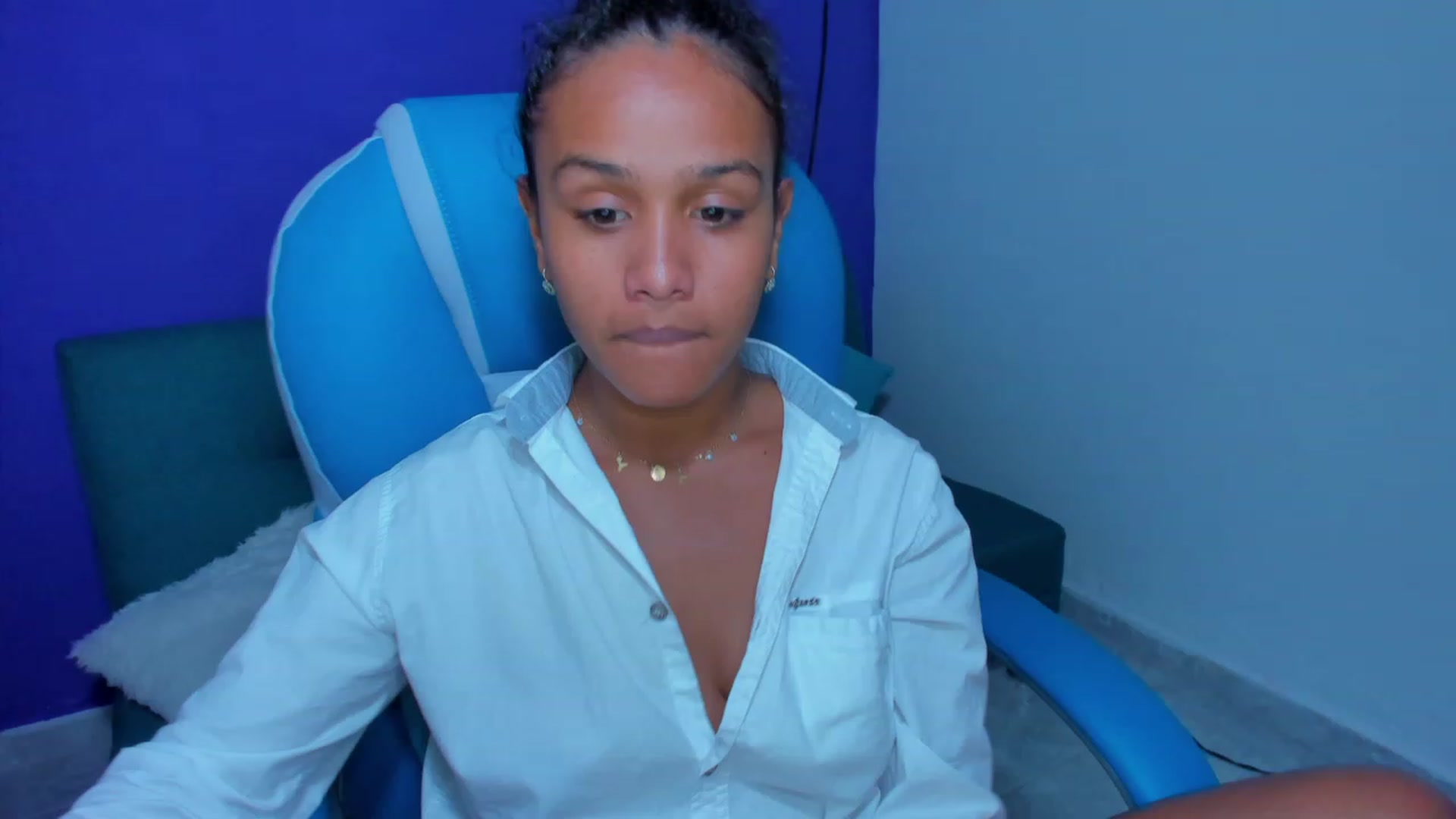 Gallery image thumbnail from Violet_Fit's myfreecams stream on, 07/10/2023, 16:06 image 18 of 20