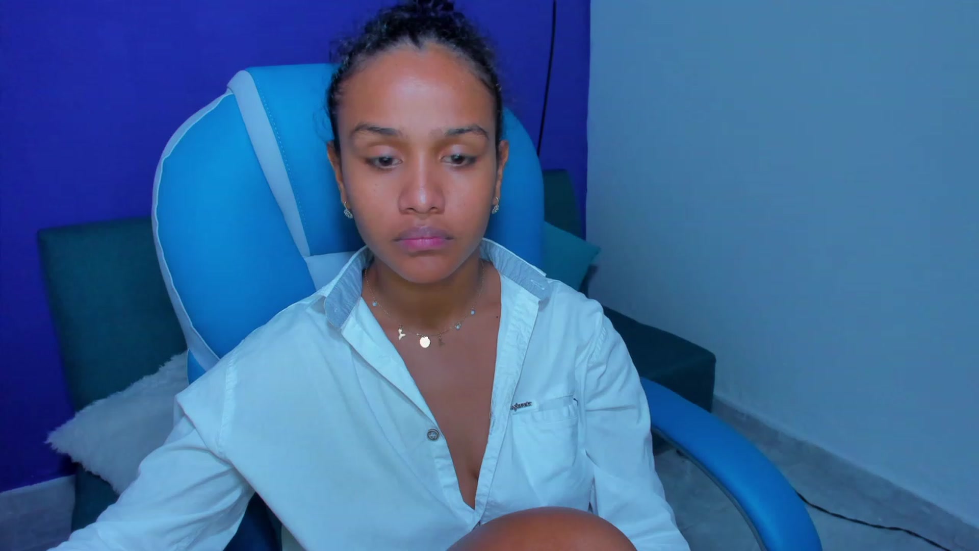 Gallery image thumbnail from Violet_Fit's myfreecams stream on, 07/10/2023, 16:06 image 16 of 20