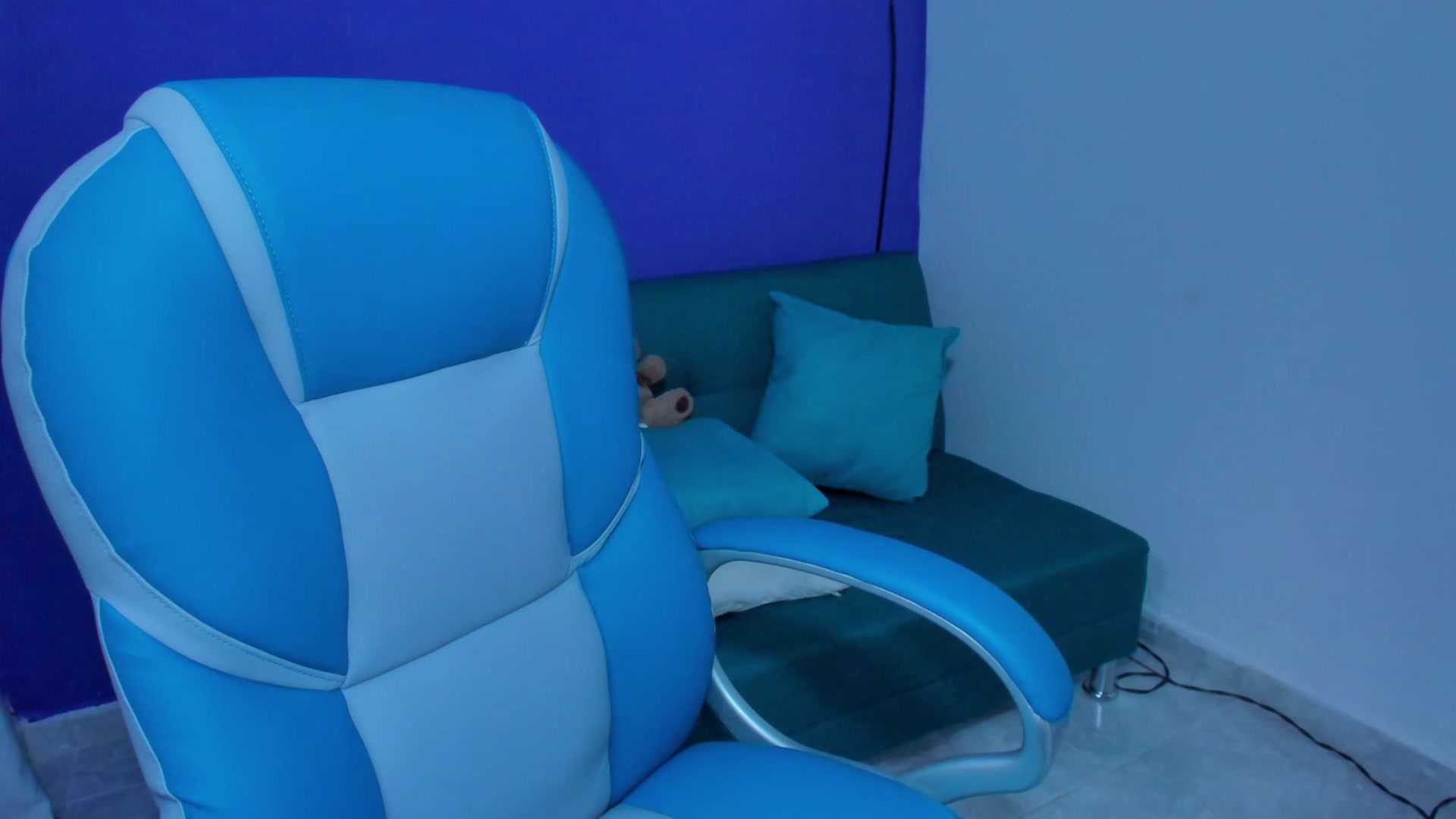 Gallery image thumbnail from Violet_Fit's myfreecams stream on, 07/12/2023, 15:04 image 1 of 20