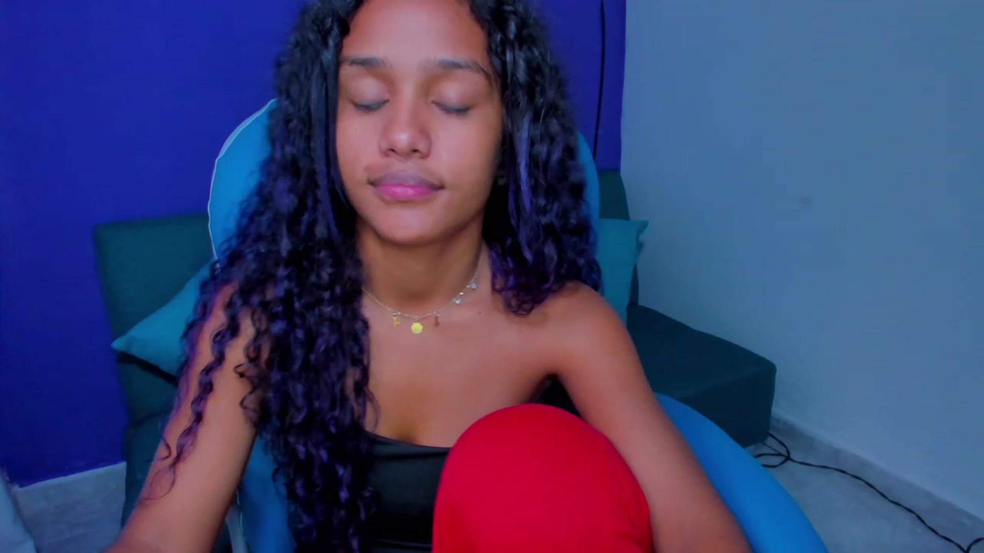 Gallery image thumbnail from Violet_Fit's myfreecams stream on, 07/12/2023, 15:59 image 6 of 20